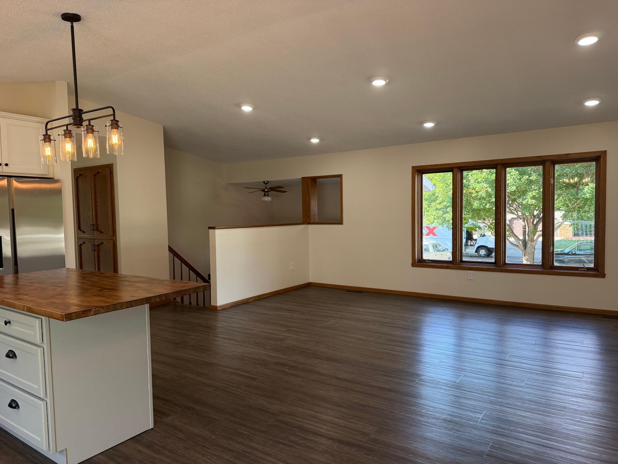 1985 single family home for sale at 1608 38th Avenue S in Fargo, ND — 4 bed, 2 bath (photo 14 of 46)