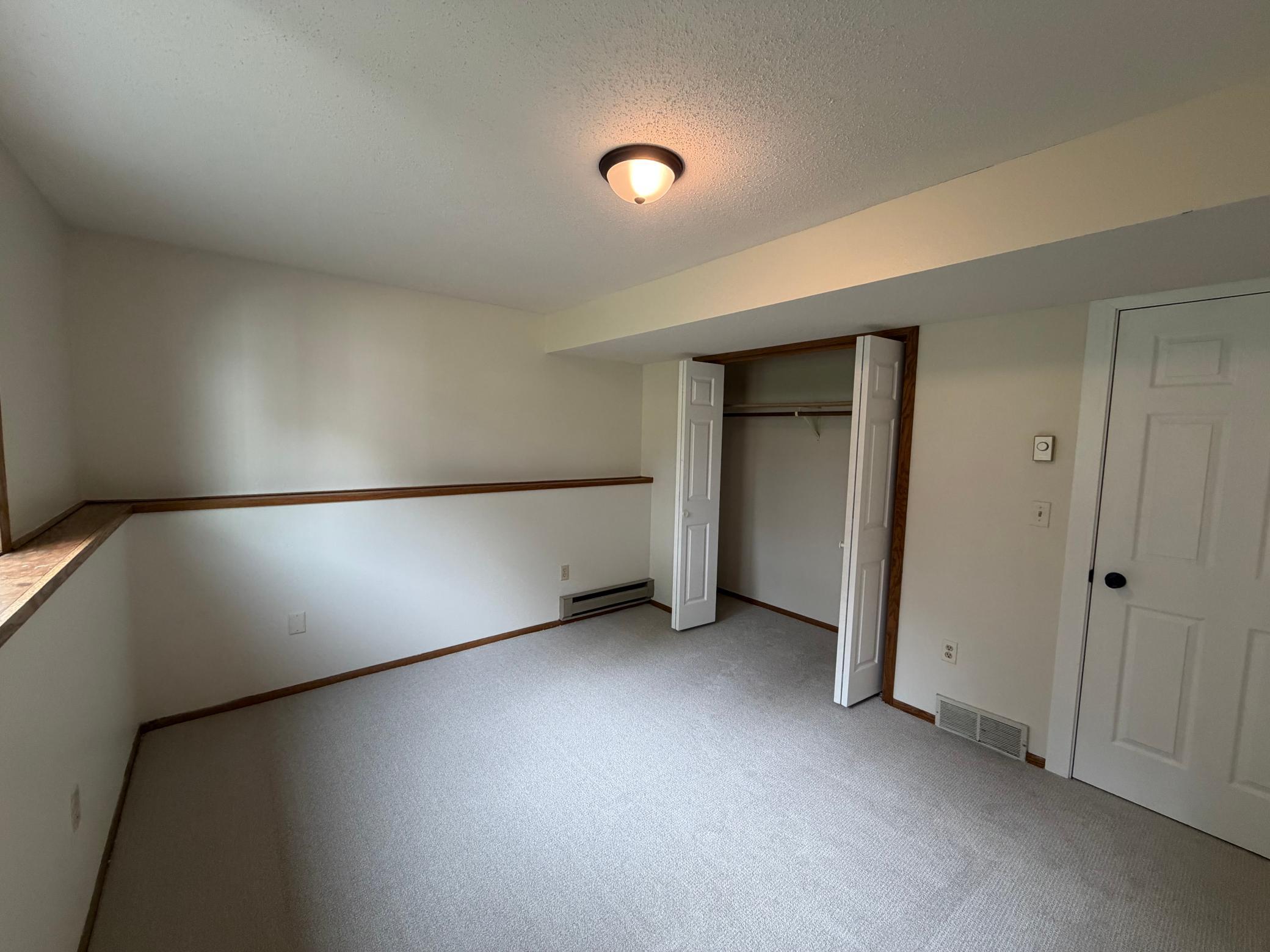 1985 single family home for sale at 1608 38th Avenue S in Fargo, ND — 4 bed, 2 bath (photo 30 of 46)