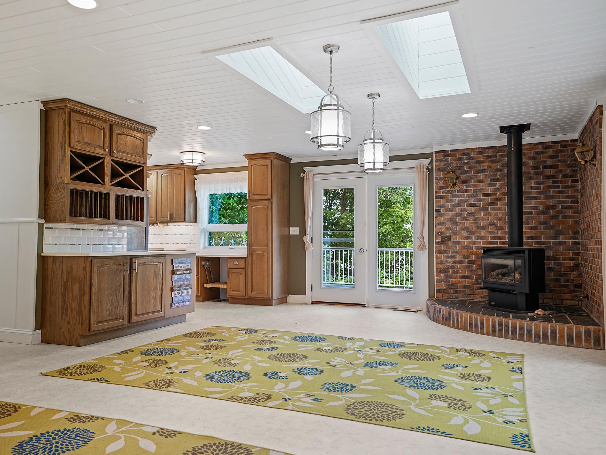 1983 single family home for sale at 38834 Railroad Dr in Richville, MN — 3 bed, 2 bath (photo 17 of 65)