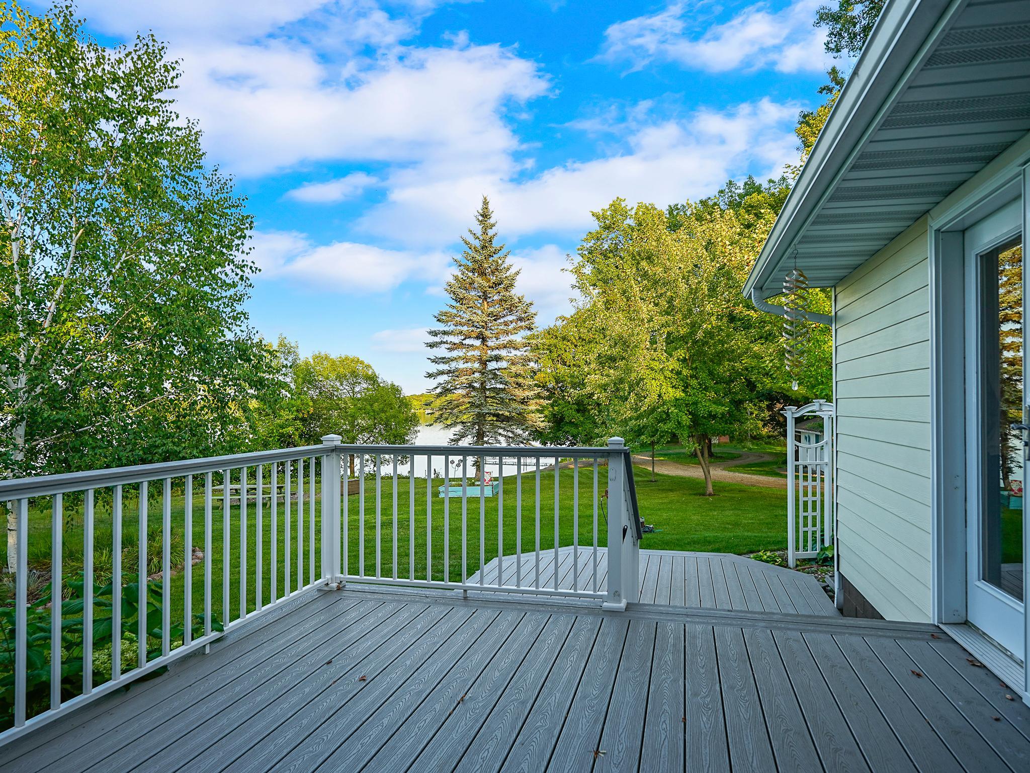 1983 single family home for sale at 38834 Railroad Dr in Richville, MN — 3 bed, 2 bath (photo 20 of 65)