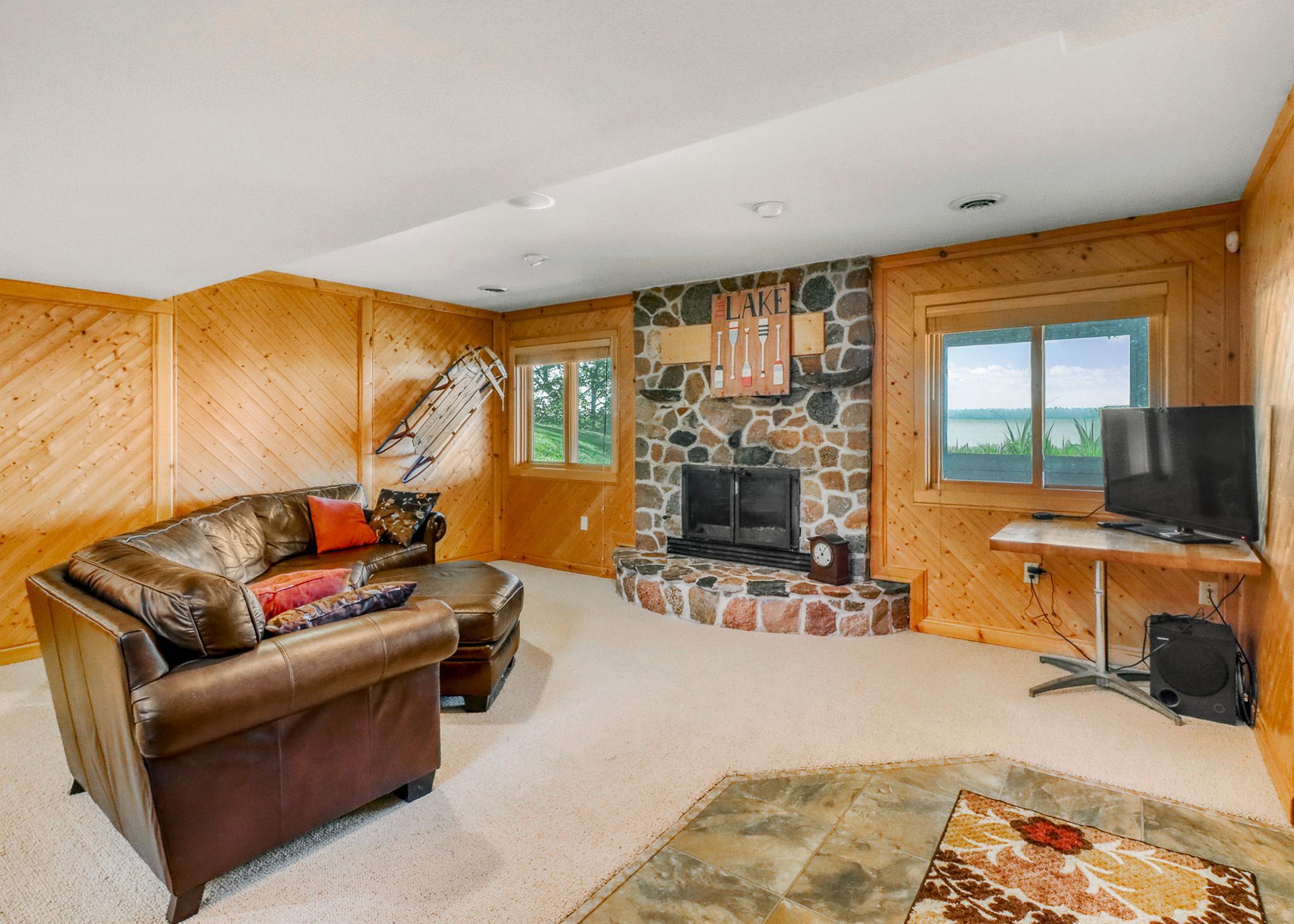 1980 single family home for sale at 39644 Marion Lodge Trl in Perham, MN — 4 bed, 3 bath (photo 46 of 64)