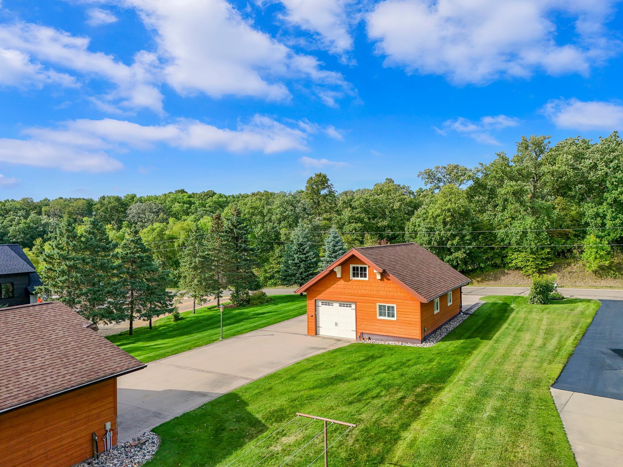 1980 single family home for sale at 39644 Marion Lodge Trl in Perham, MN — 4 bed, 3 bath (photo 9 of 64)