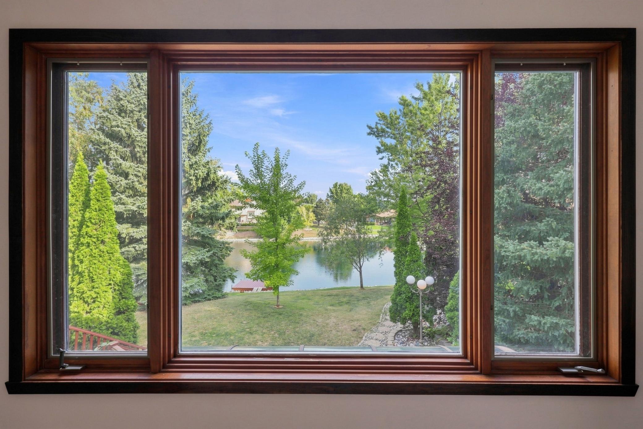 1984 single family home for sale at 15 Fremont Drive S in Fargo, ND — 3 bed, 2 bath (photo 17 of 36)