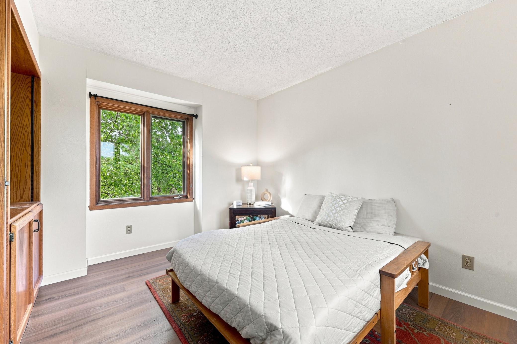 1984 single family home for sale at 15 Fremont Drive S in Fargo, ND — 3 bed, 2 bath (photo 21 of 36)