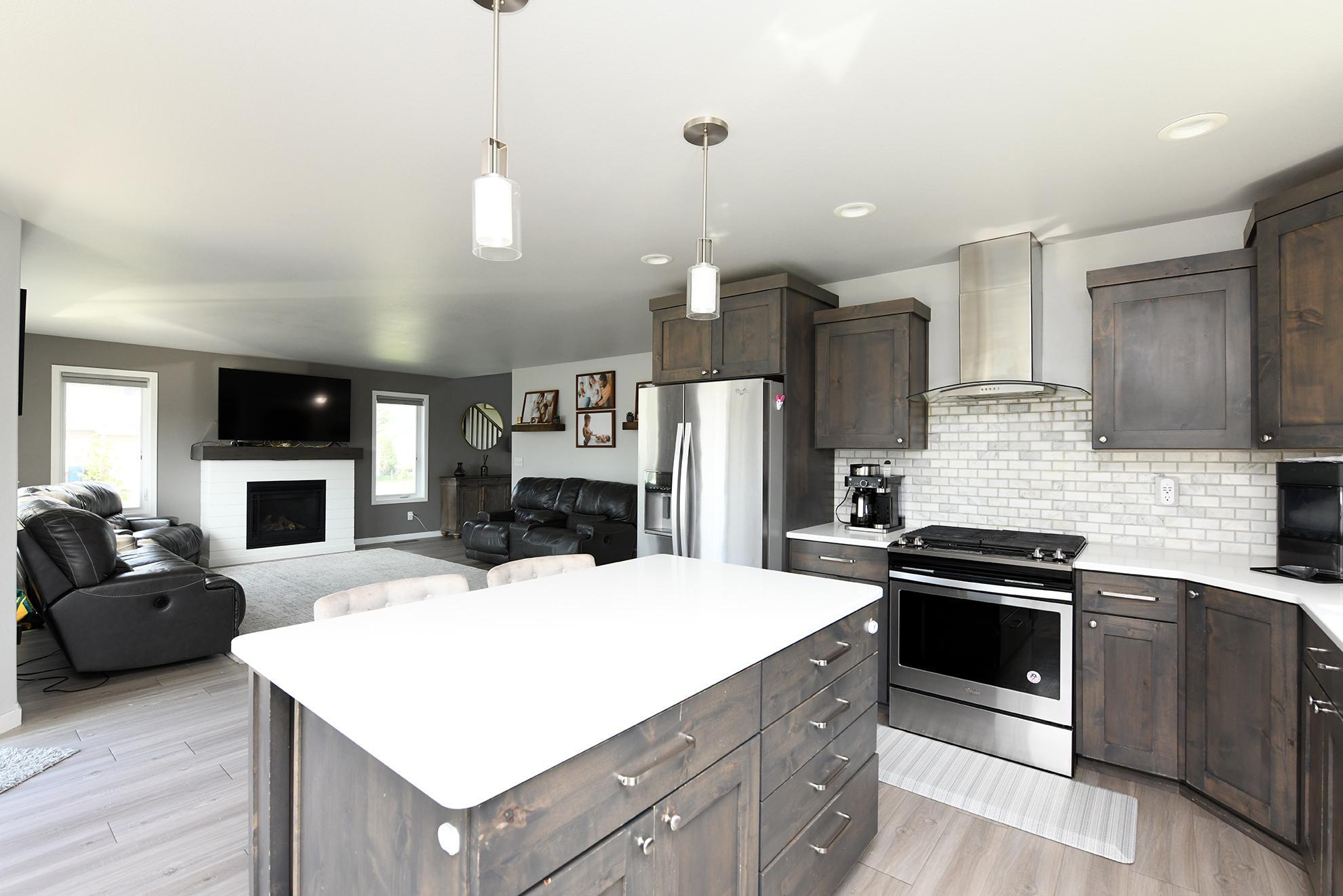 2016 single family home for sale at 5494 Tanner Avenue S in Fargo, ND — 4 bed, 4 bath (photo 16 of 37)