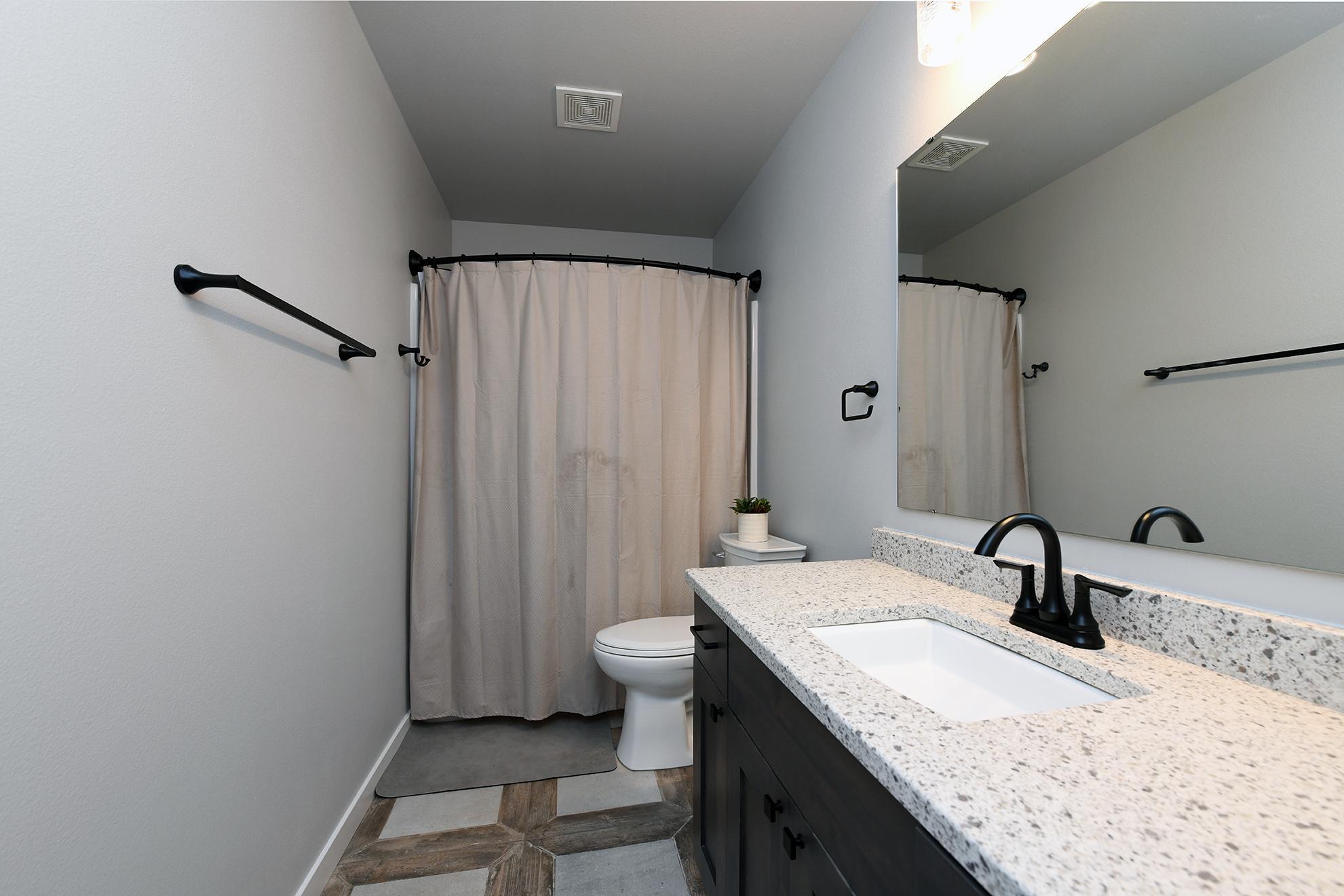 2016 single family home for sale at 5494 Tanner Avenue S in Fargo, ND — 4 bed, 4 bath (photo 28 of 37)