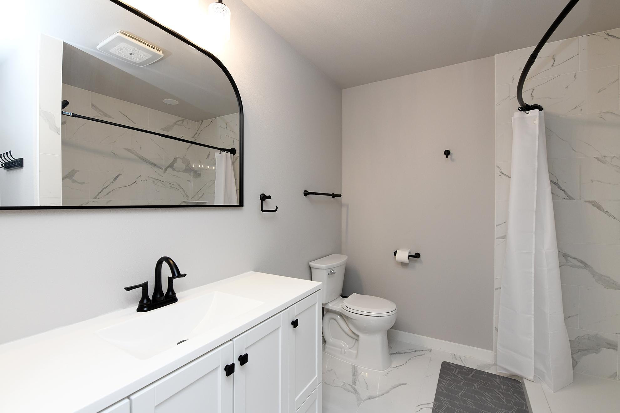 2016 single family home for sale at 5494 Tanner Avenue S in Fargo, ND — 4 bed, 4 bath (photo 35 of 37)