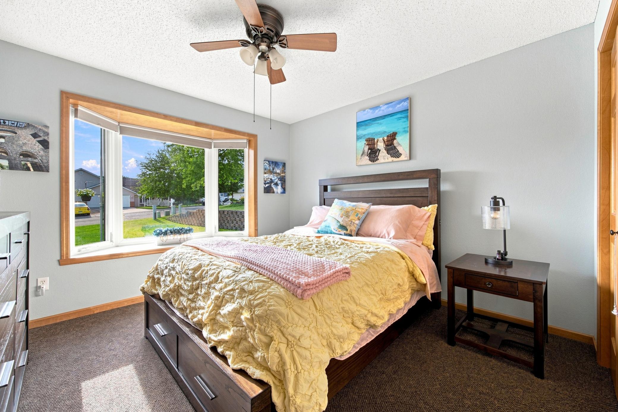 2000 twin home for sale at 1815 Bridgeview Boulevard in Detroit Lakes, MN — 2 bed, 2 bath (photo 17 of 34)