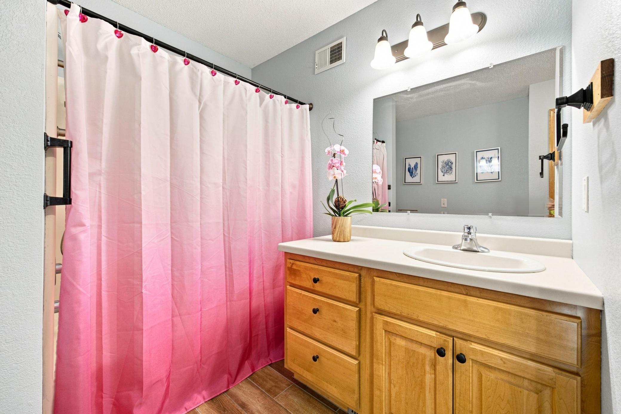 2000 twin home for sale at 1815 Bridgeview Boulevard in Detroit Lakes, MN — 2 bed, 2 bath (photo 19 of 34)