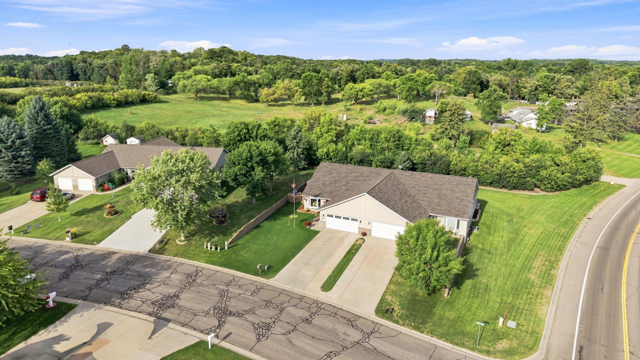 2000 twin home for sale at 1815 Bridgeview Boulevard in Detroit Lakes, MN — 2 bed, 2 bath (photo 31 of 34)