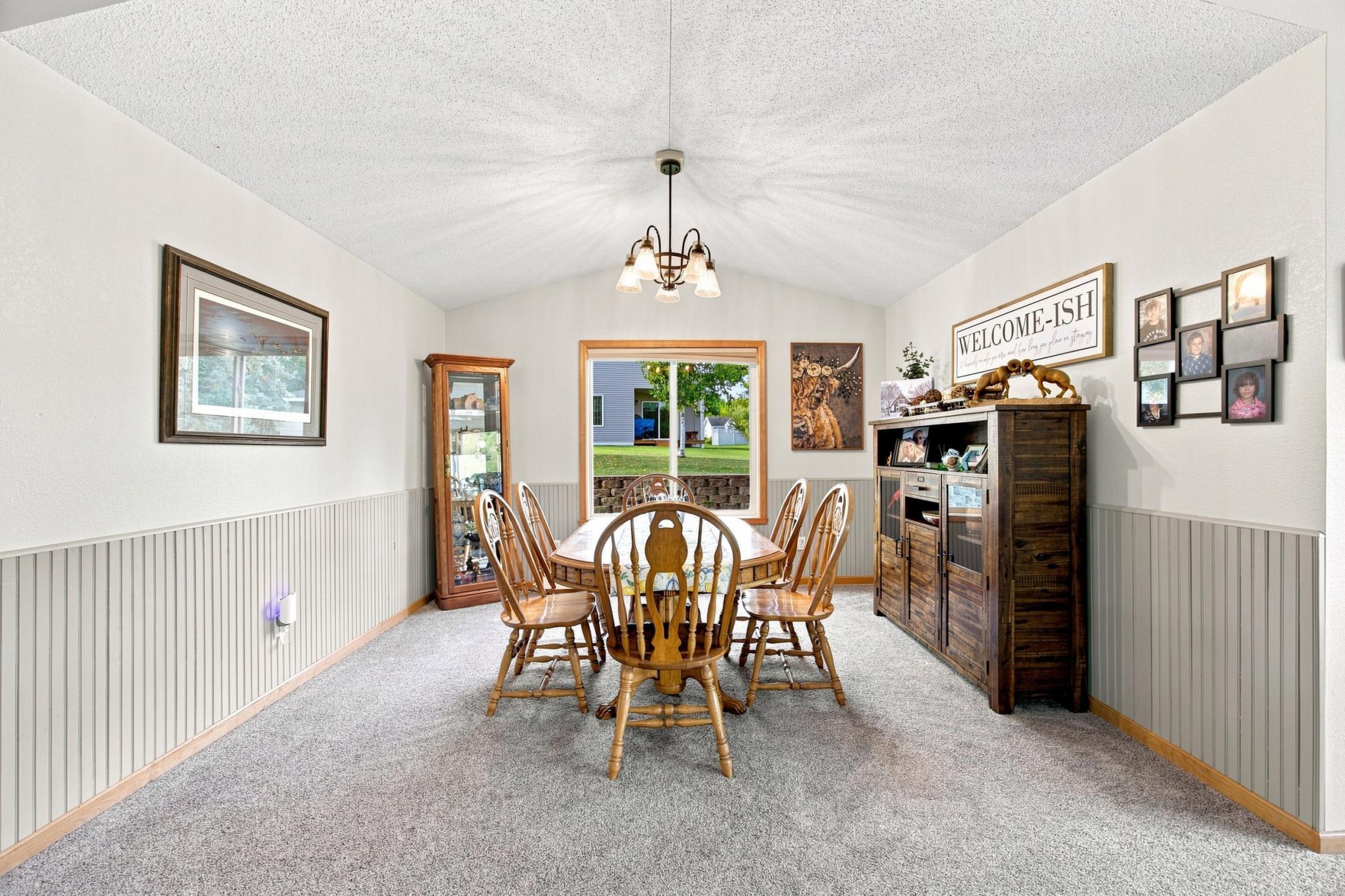 2000 twin home for sale at 1815 Bridgeview Boulevard in Detroit Lakes, MN — 2 bed, 2 bath (photo 7 of 34)