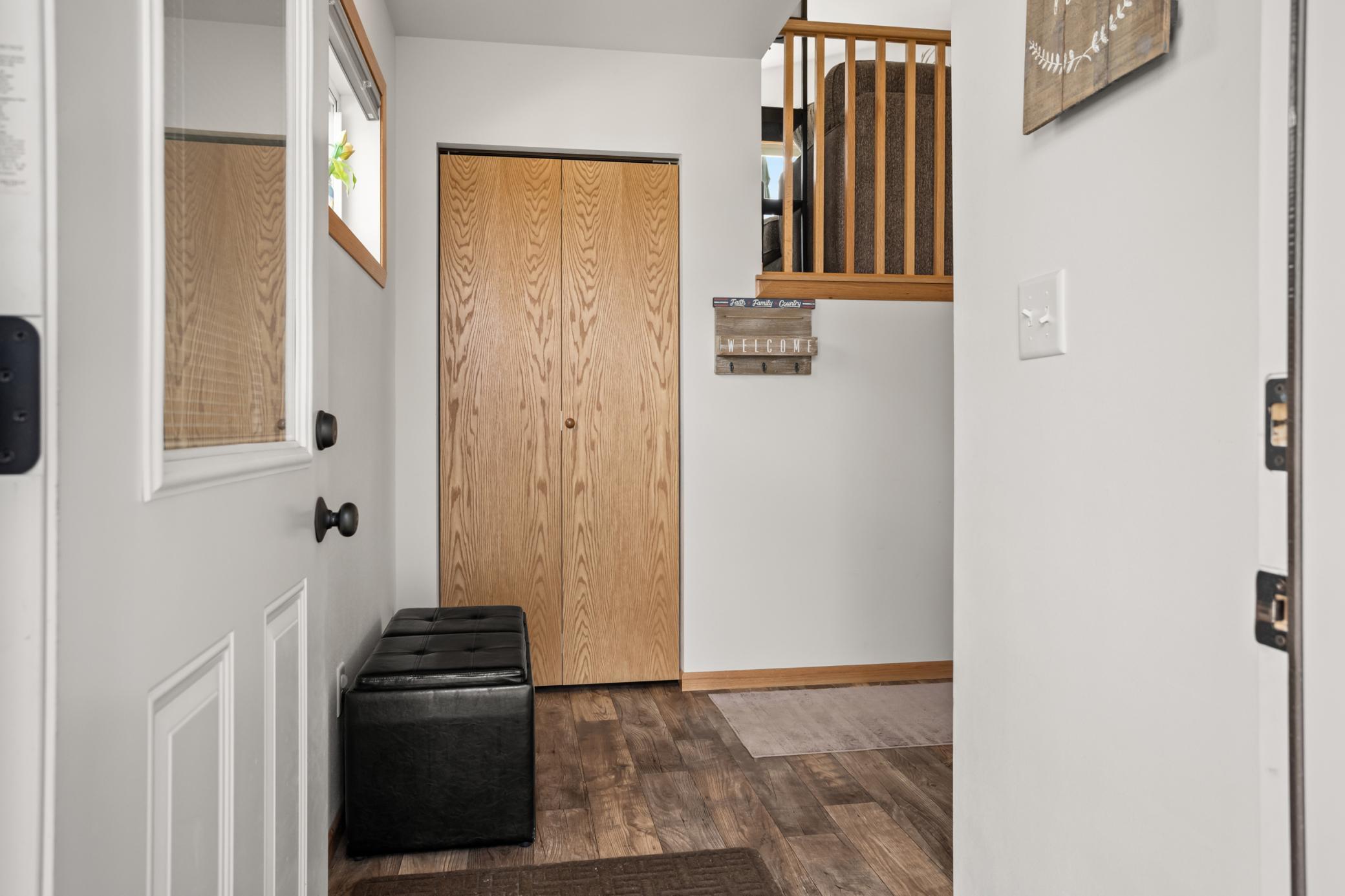 2016 single family home for sale at 2133 10th Street W in West Fargo, ND — 3 bed, 2 bath (photo 14 of 43)