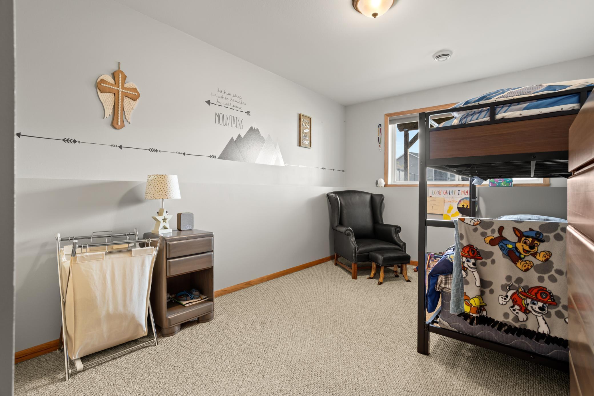 2016 single family home for sale at 2133 10th Street W in West Fargo, ND — 3 bed, 2 bath (photo 39 of 43)