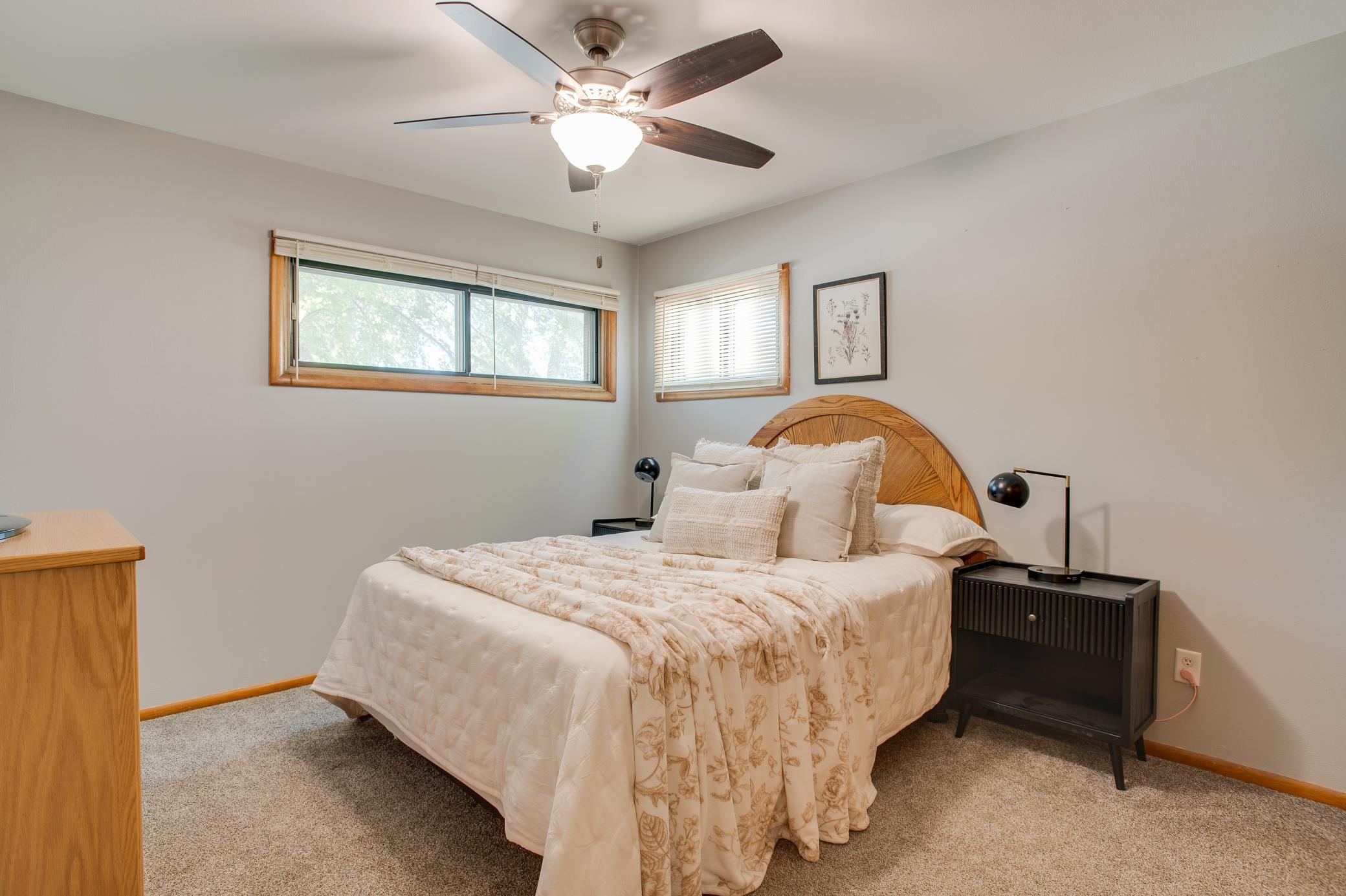 1961 single family home for sale at 1842 15th Street S in Fargo, ND — 3 bed, 2 bath (photo 18 of 45)
