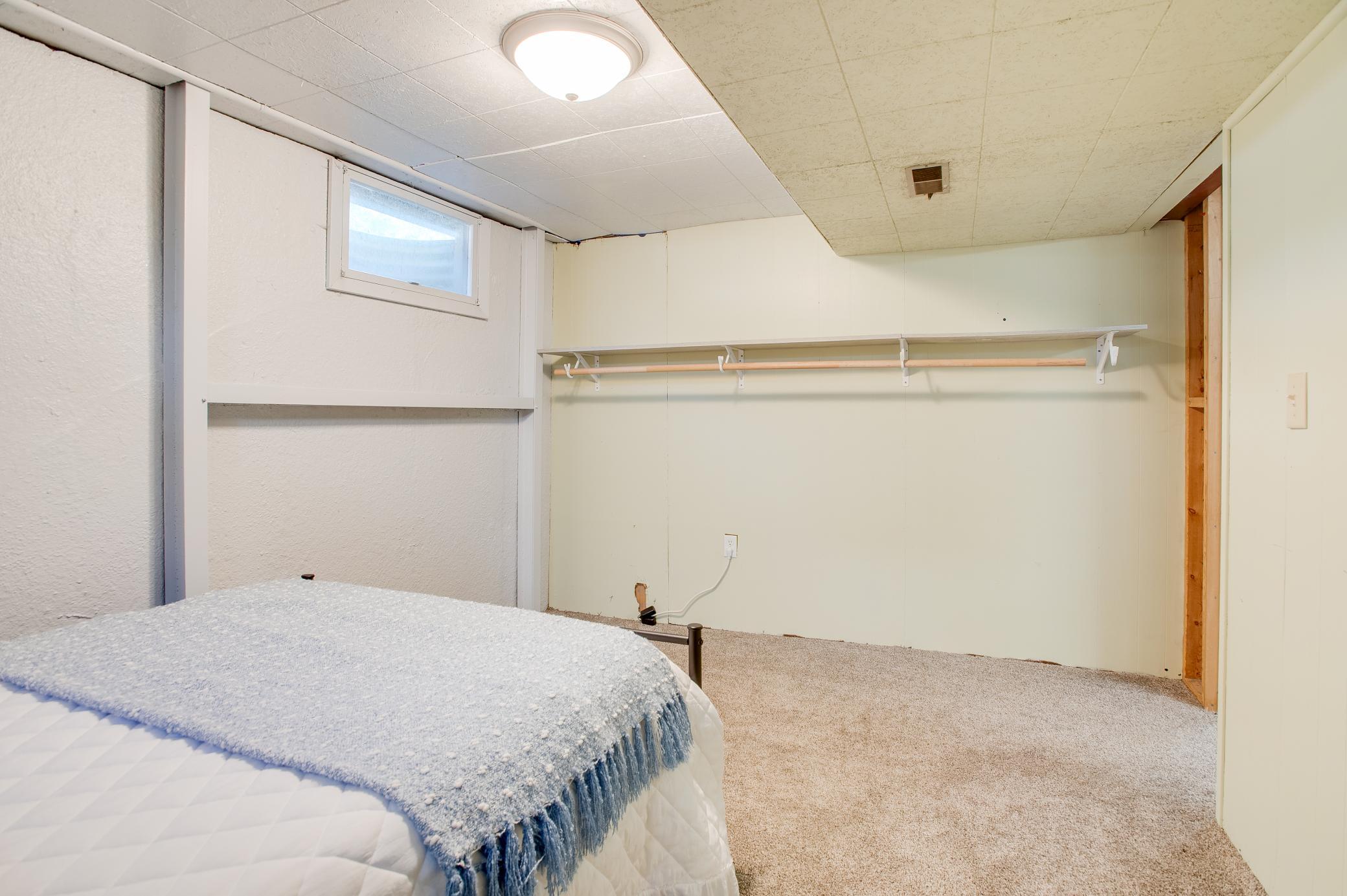 1961 single family home for sale at 1842 15th Street S in Fargo, ND — 3 bed, 2 bath (photo 34 of 45)