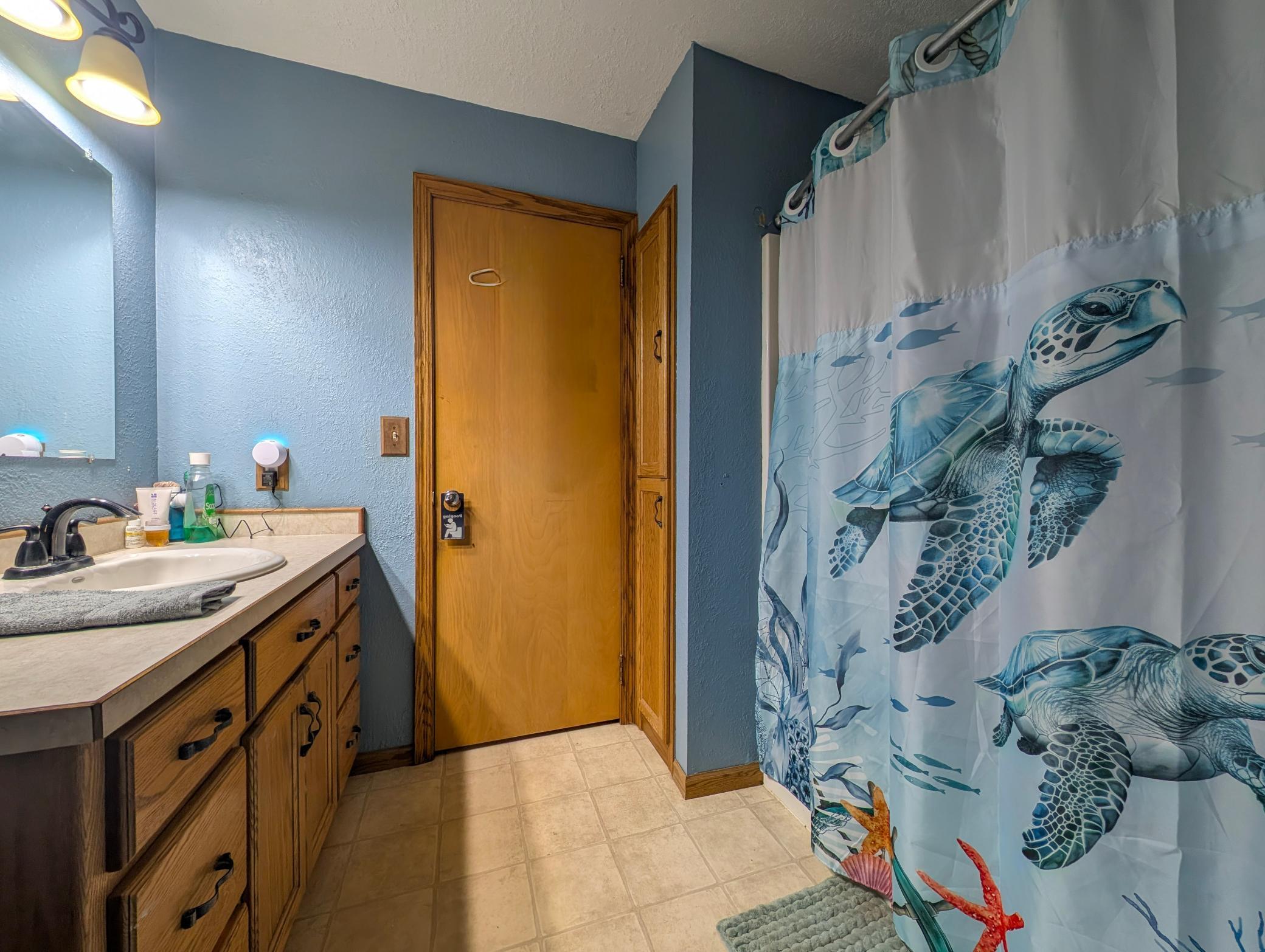 1954 single family home for sale at 220 2nd Avenue NW in Rothsay, MN — 5 bed, 2 bath (photo 18 of 31)