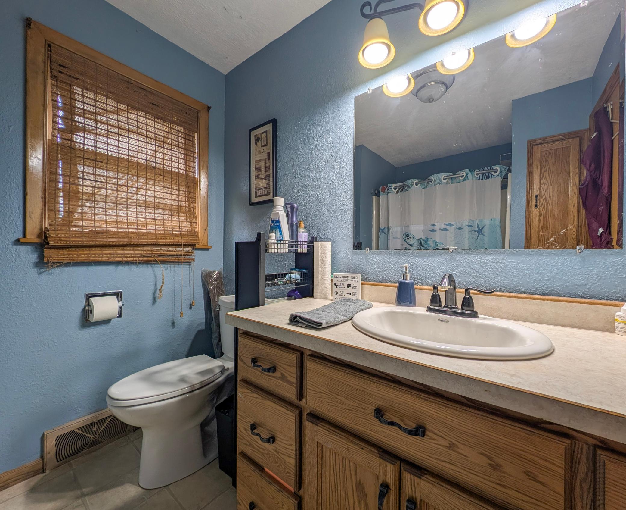 1954 single family home for sale at 220 2nd Avenue NW in Rothsay, MN — 5 bed, 2 bath (photo 19 of 31)