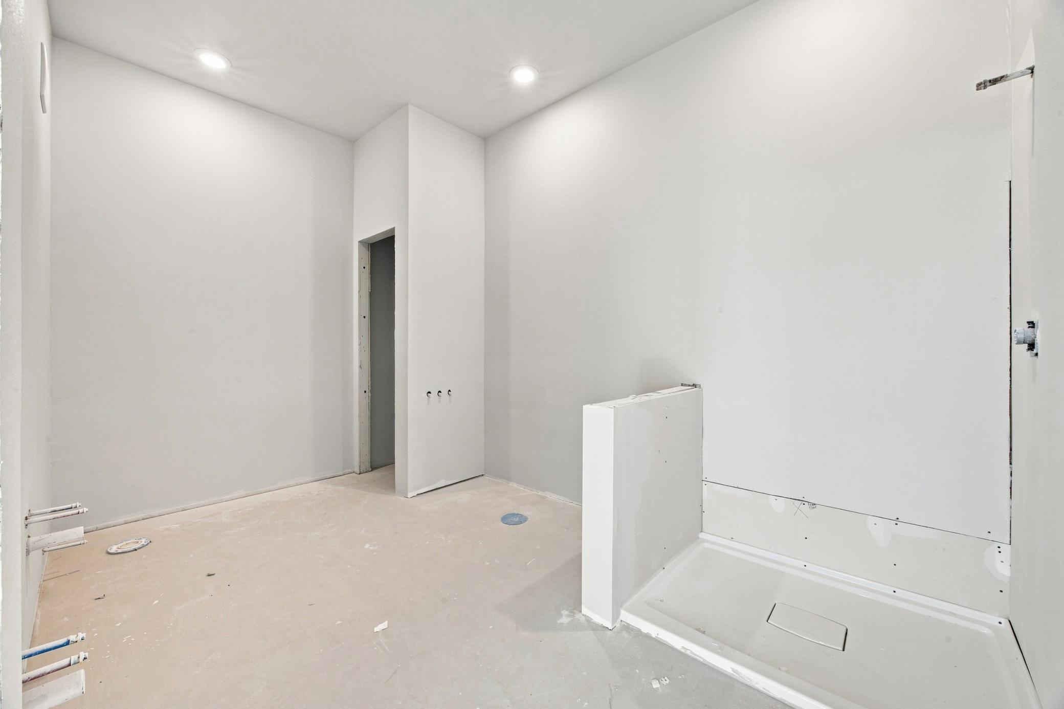 2024 condo for sale at 4470 24th Avenue S, Unit 706 in Fargo, ND — 2 bed, 2 bath (photo 10 of 15)