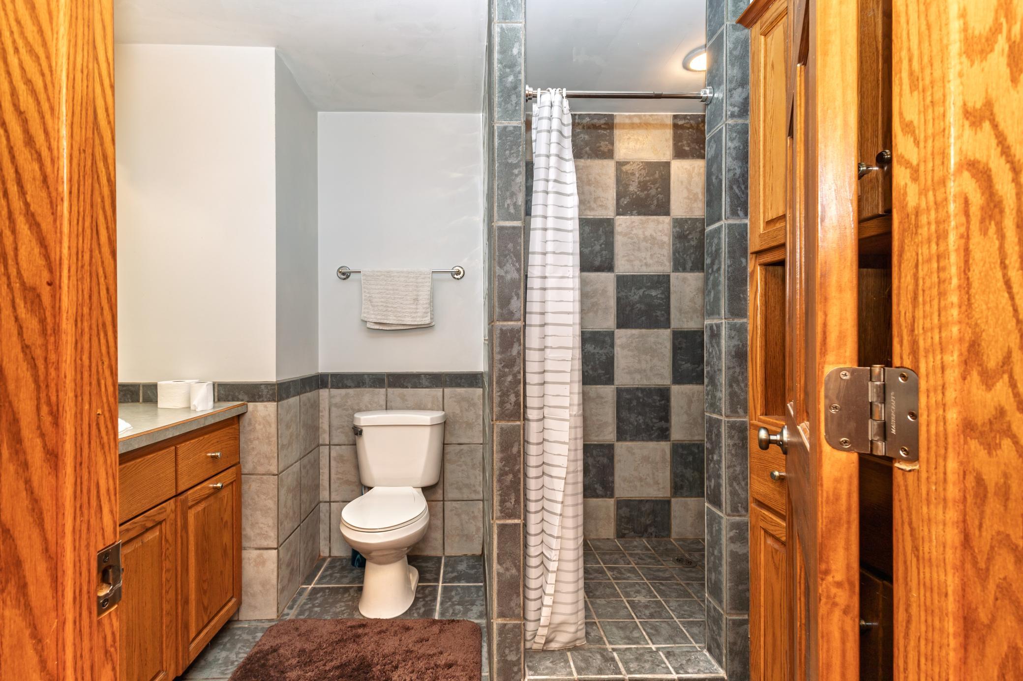 1969 single family home for sale at 691 Brophy Shores Road NW in Alexandria, MN — 4 bed, 2 bath (photo 35 of 44)