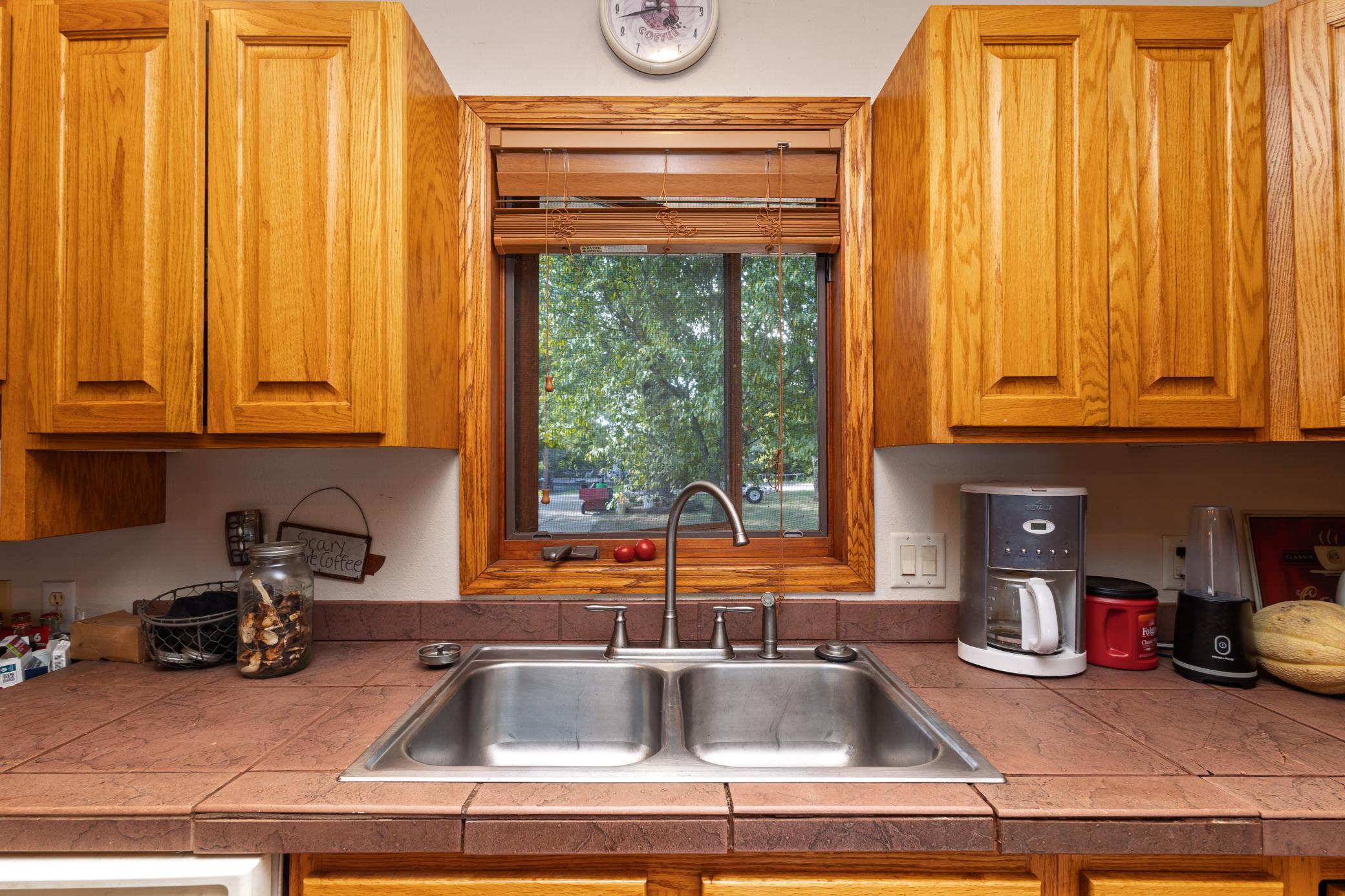 1969 single family home for sale at 691 Brophy Shores Road NW in Alexandria, MN — 4 bed, 2 bath (photo 10 of 44)