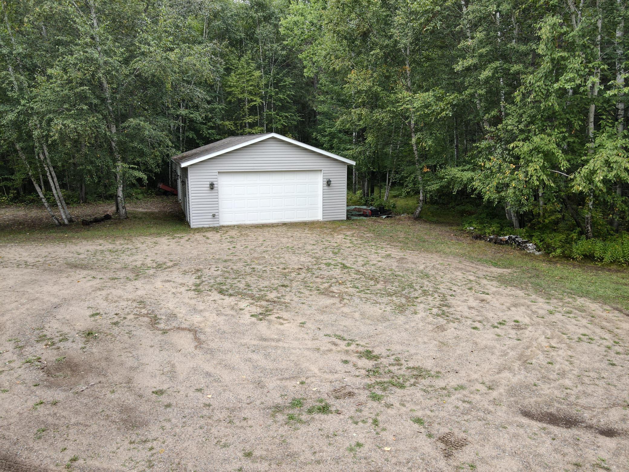 2000 single family home for sale at 34172 Cimarron Lane in Grand Rapids, MN — 3 bed, 2 bath (photo 9 of 55)