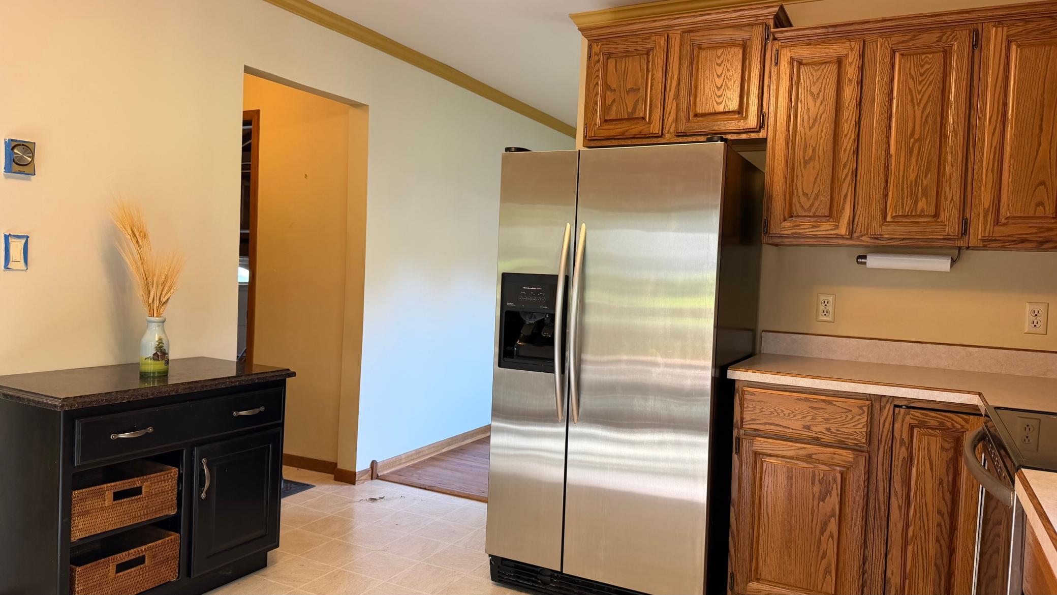 1960 single family home for sale at 819 S Martin Street in Fergus Falls, MN — 3 bed, 2 bath (photo 19 of 60)