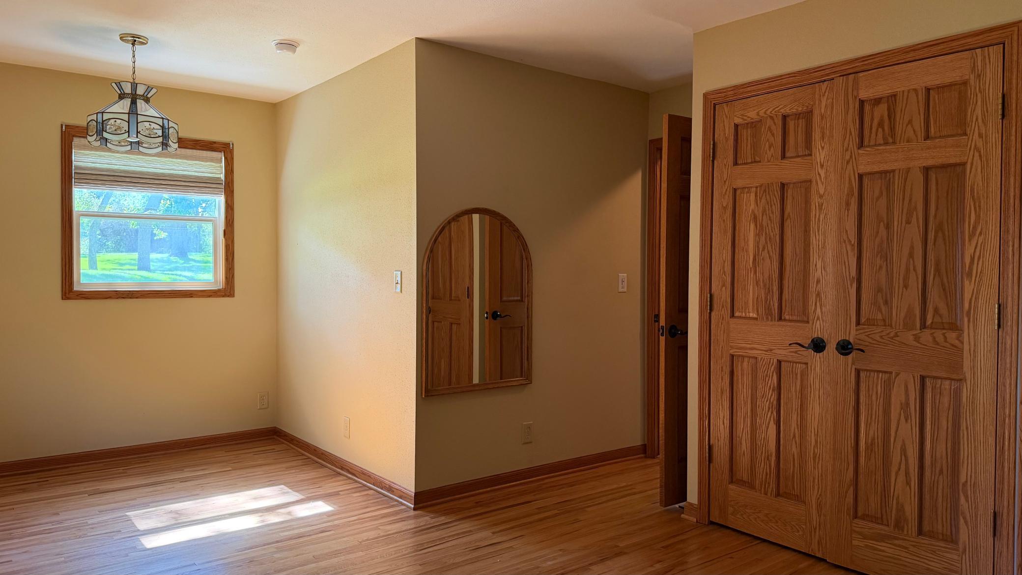 1960 single family home for sale at 819 S Martin Street in Fergus Falls, MN — 3 bed, 2 bath (photo 23 of 60)
