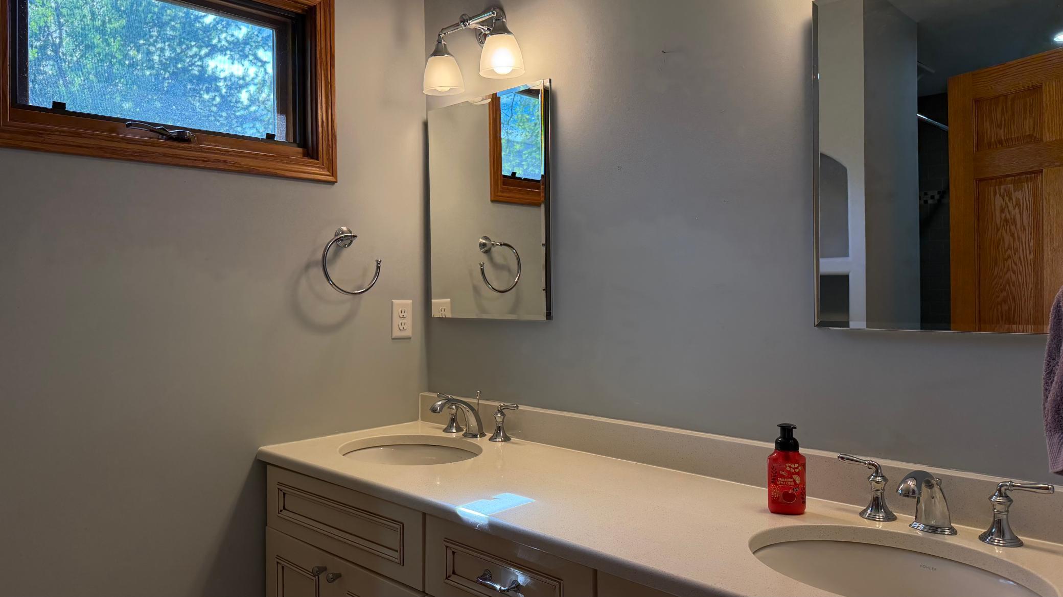 1960 single family home for sale at 819 S Martin Street in Fergus Falls, MN — 3 bed, 2 bath (photo 26 of 60)