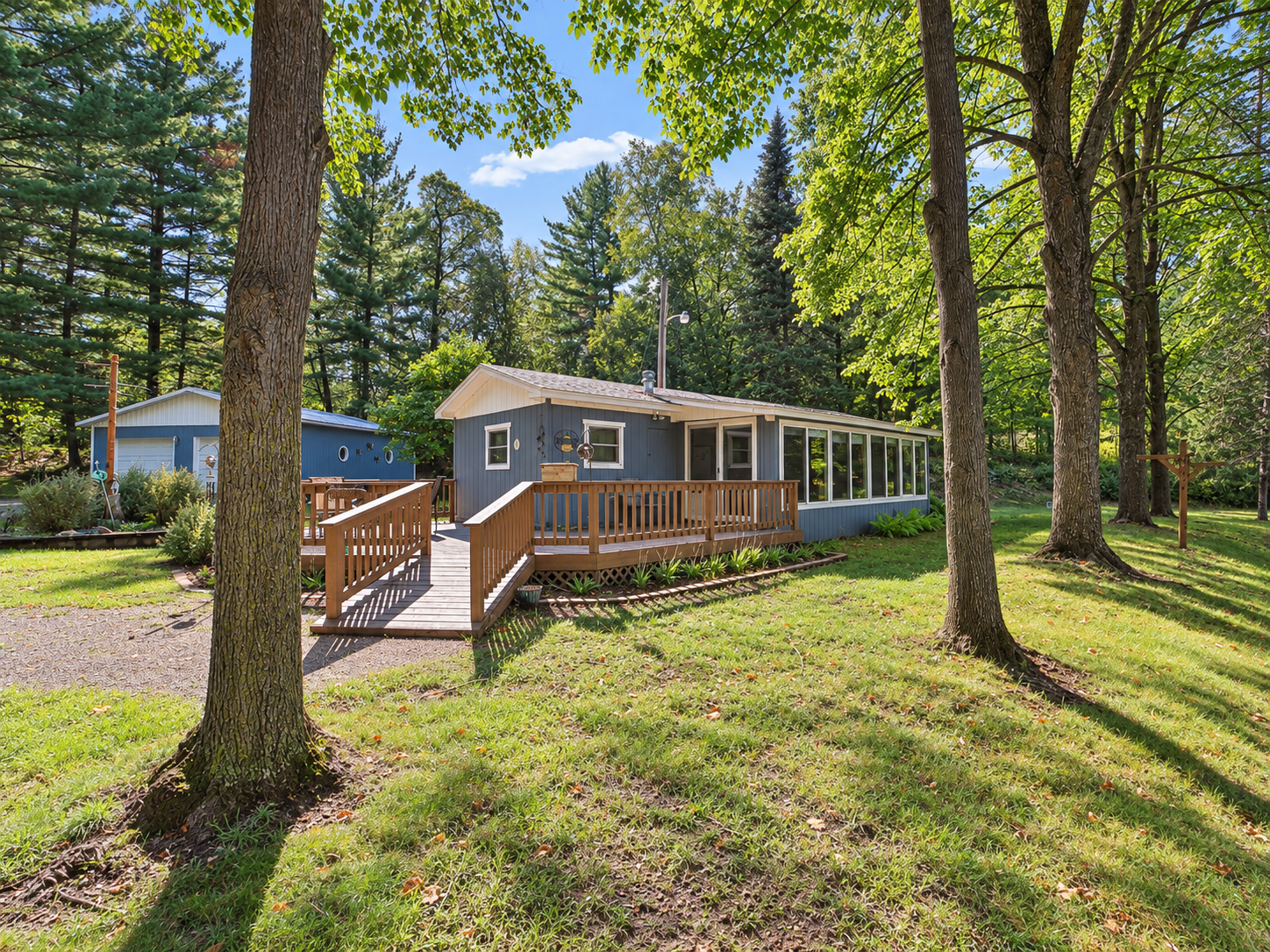 1968 single family home for sale at 13374 Cabin Cove Trail in Crosslake, MN — 3 bed, 1 bath (photo 46 of 69)