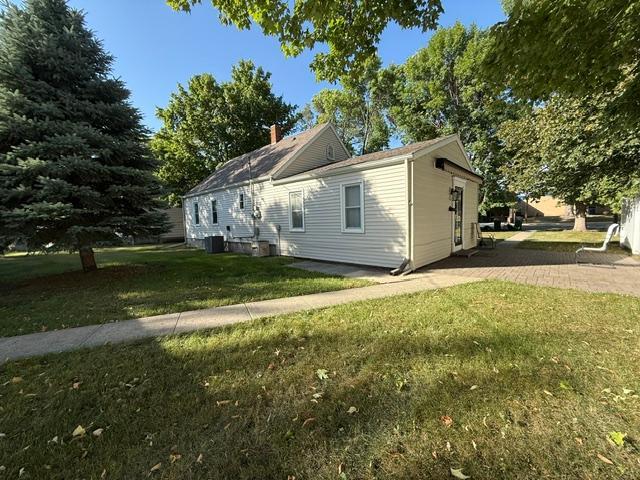 1938 single family home for sale at 205 3rd Street W in Brandon, MN — 3 bed, 1 bath (photo 3 of 36)