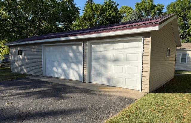 1938 single family home for sale at 205 3rd Street W in Brandon, MN — 3 bed, 1 bath (photo 4 of 36)