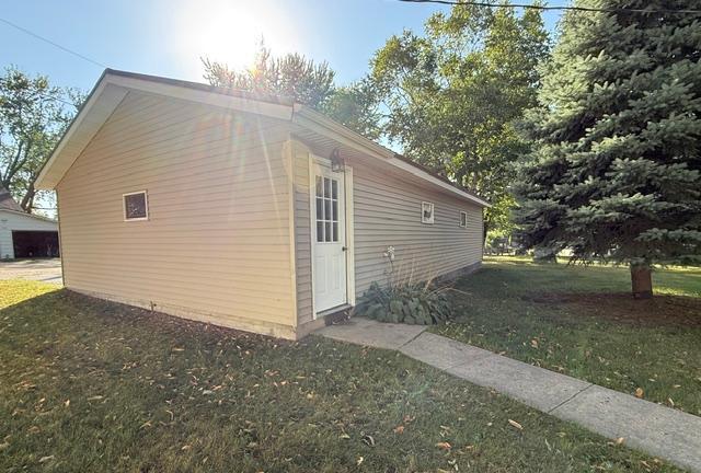 1938 single family home for sale at 205 3rd Street W in Brandon, MN — 3 bed, 1 bath (photo 7 of 36)