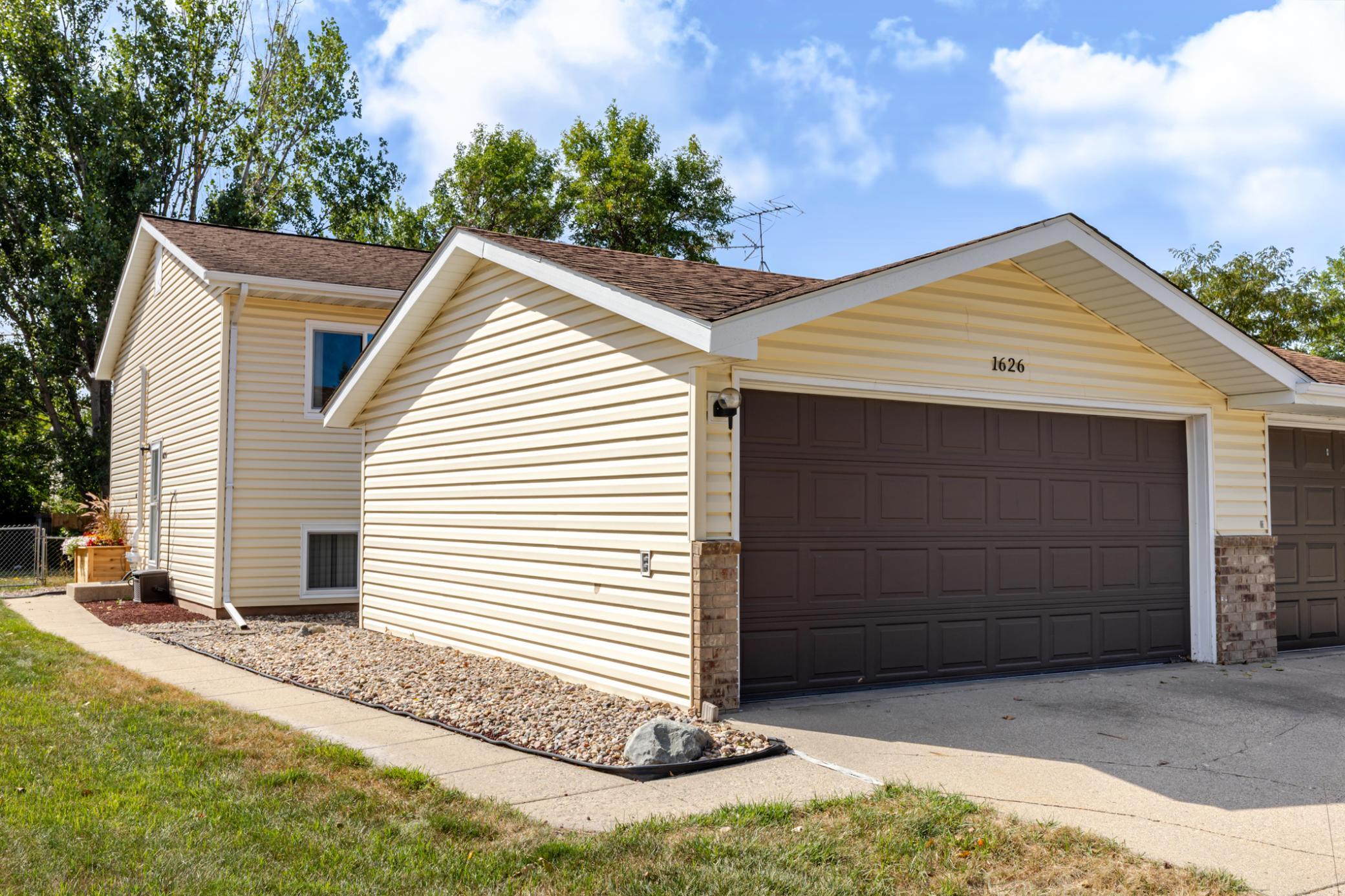 1626 34 1/2 Avenue S, Fargo, ND