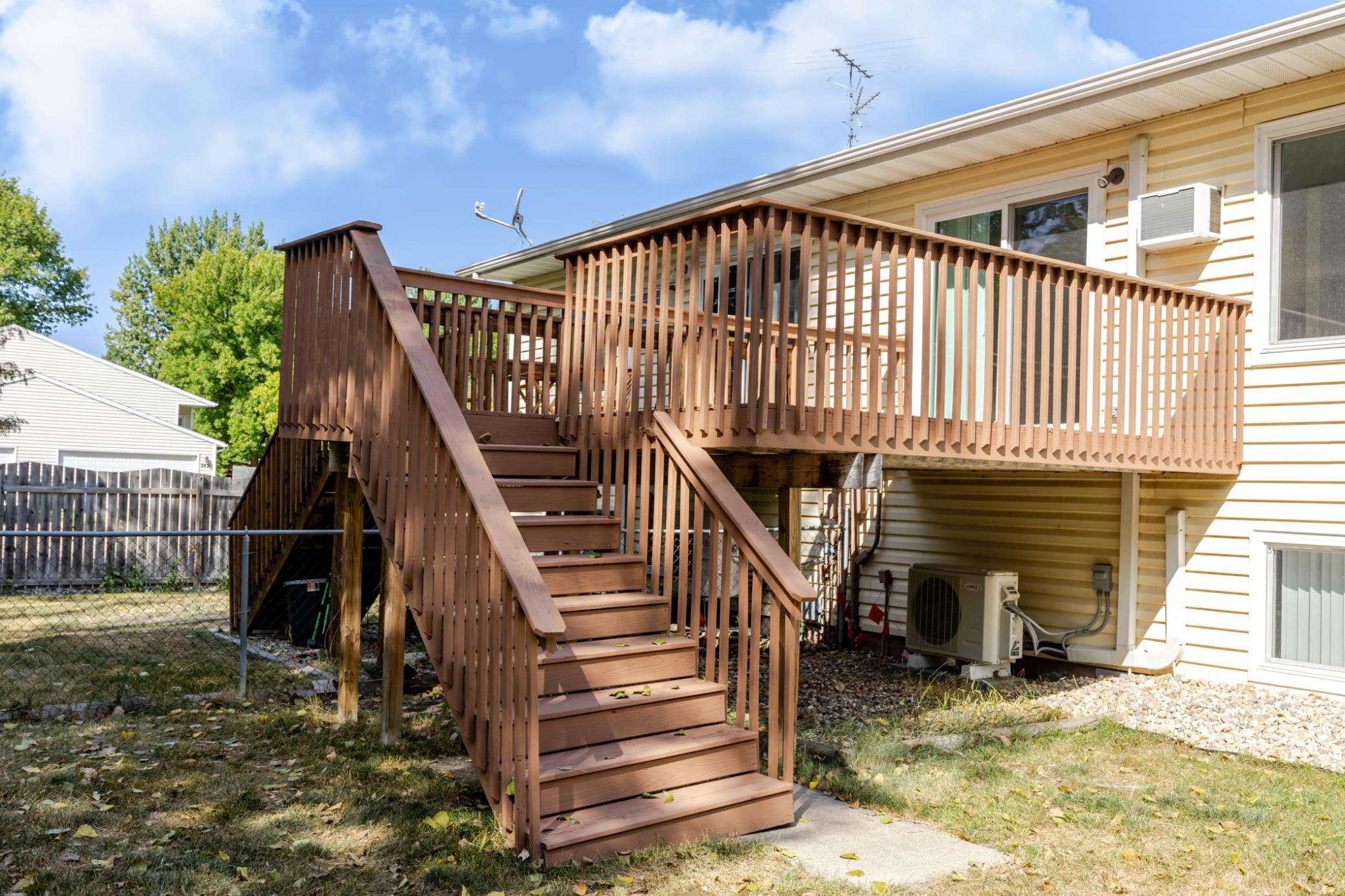 1985 twin home for sale at 1626 34 1/2 Avenue S in Fargo, ND — 4 bed, 2 bath (photo 38 of 41)