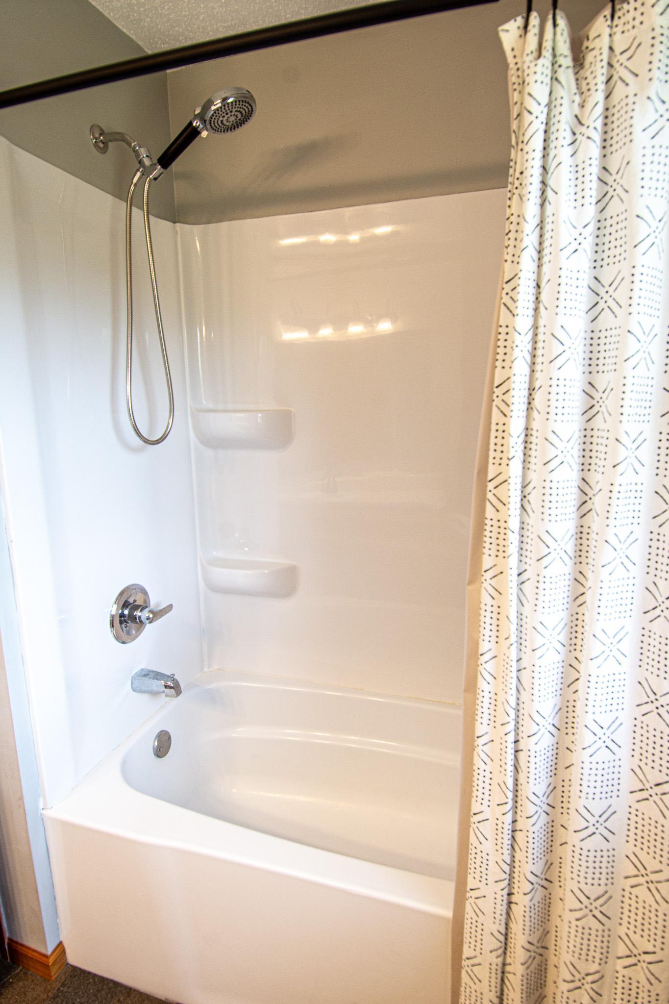 1980 single family home for sale at 101 Kittson St in Viking, MN — 4 bed, 4 bath (photo 29 of 55)