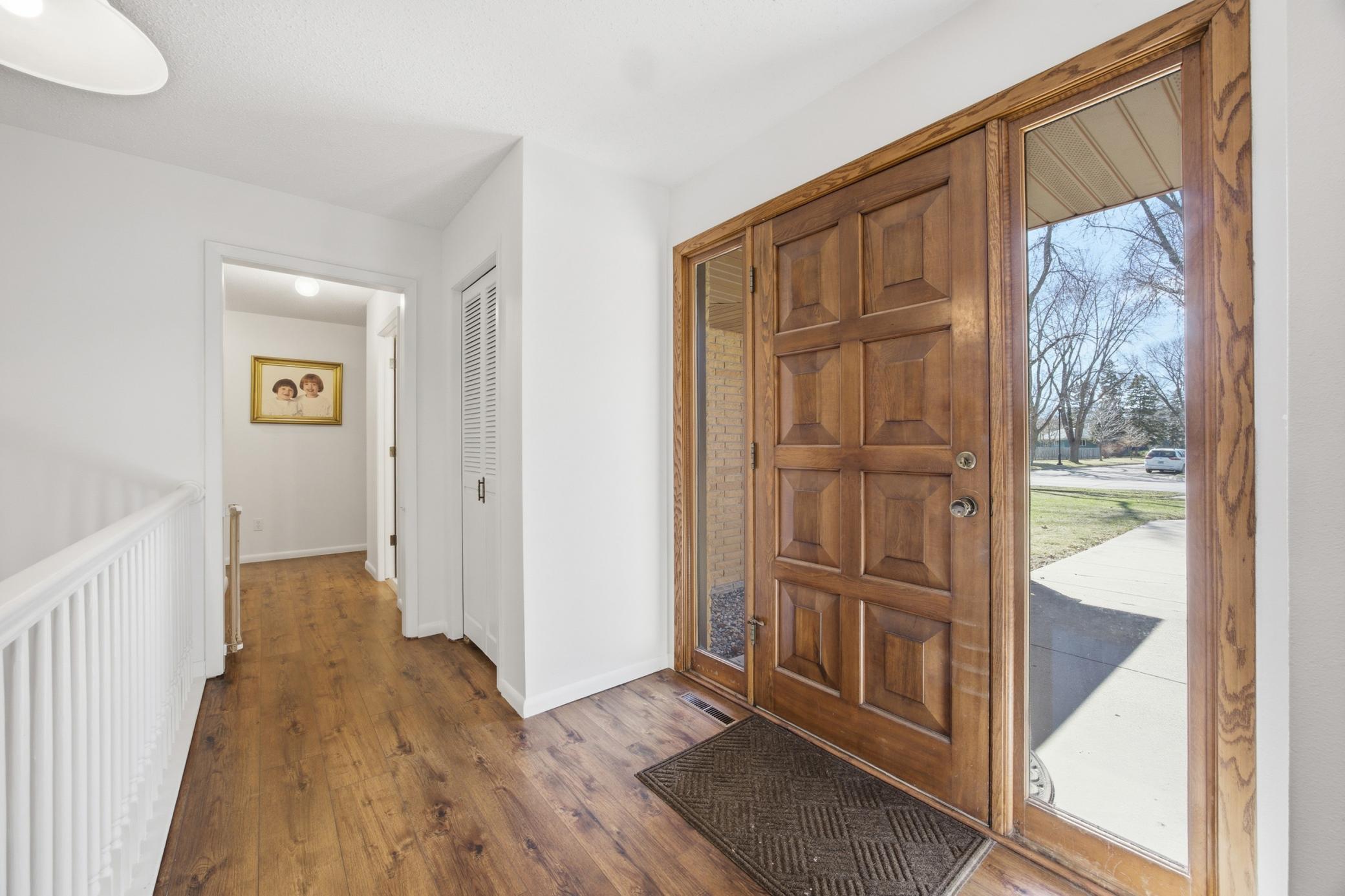 1973 single family home for sale at 1301 ELM Street N in Fargo, ND — 4 bed, 3 bath (photo 4 of 53)