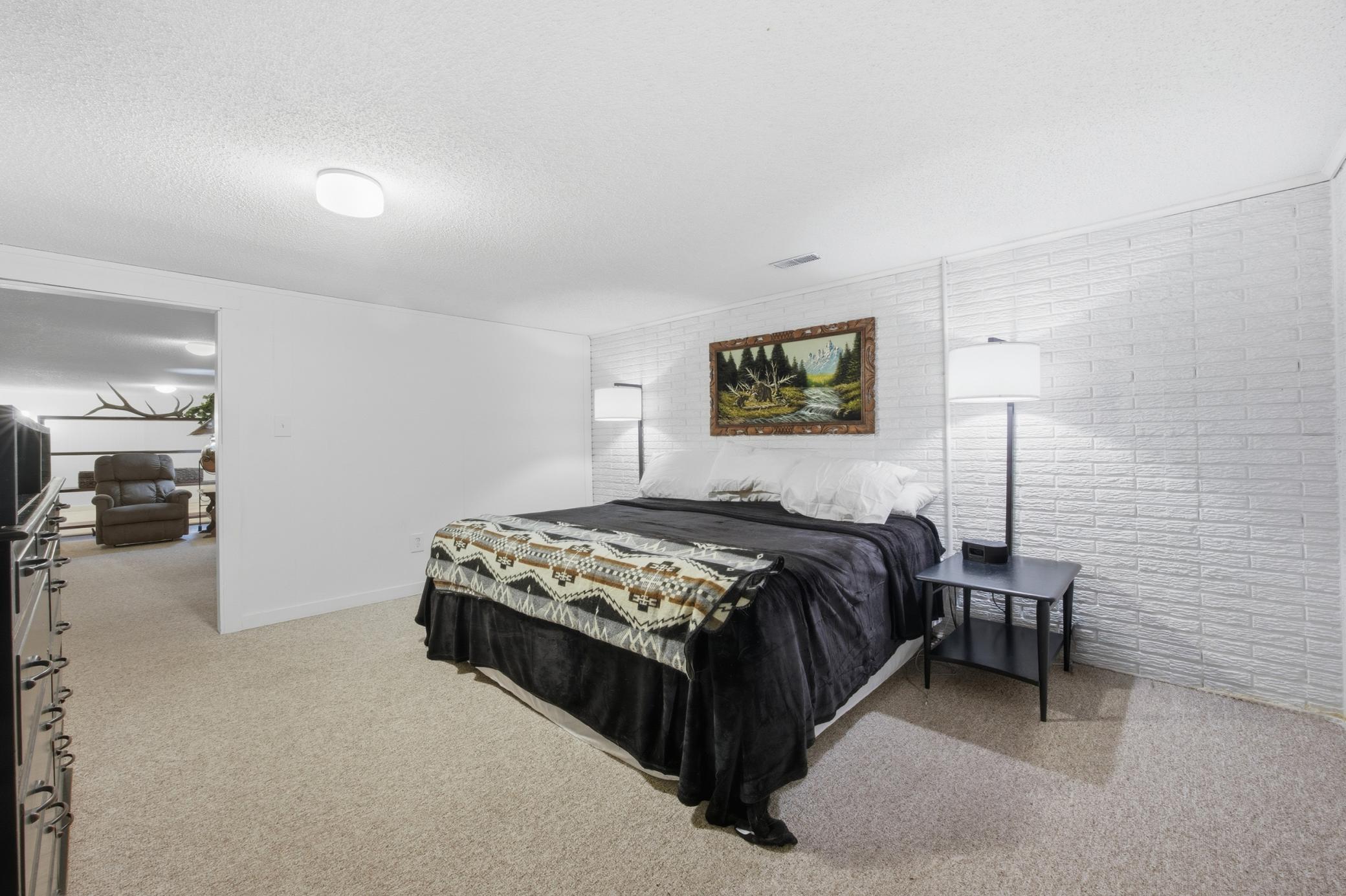 1973 single family home for sale at 1301 ELM Street N in Fargo, ND — 4 bed, 3 bath (photo 38 of 53)