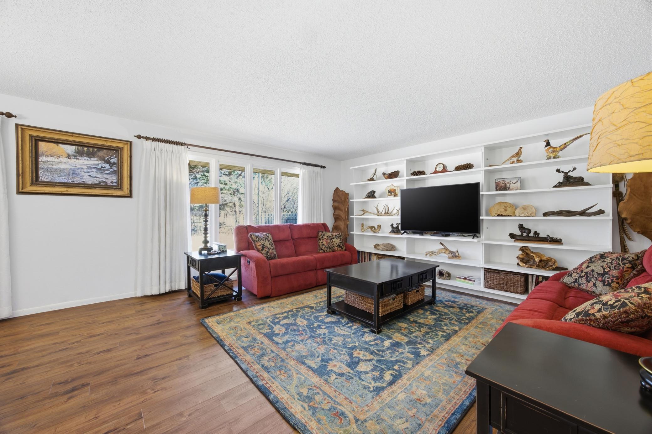 1973 single family home for sale at 1301 ELM Street N in Fargo, ND — 4 bed, 3 bath (photo 5 of 53)