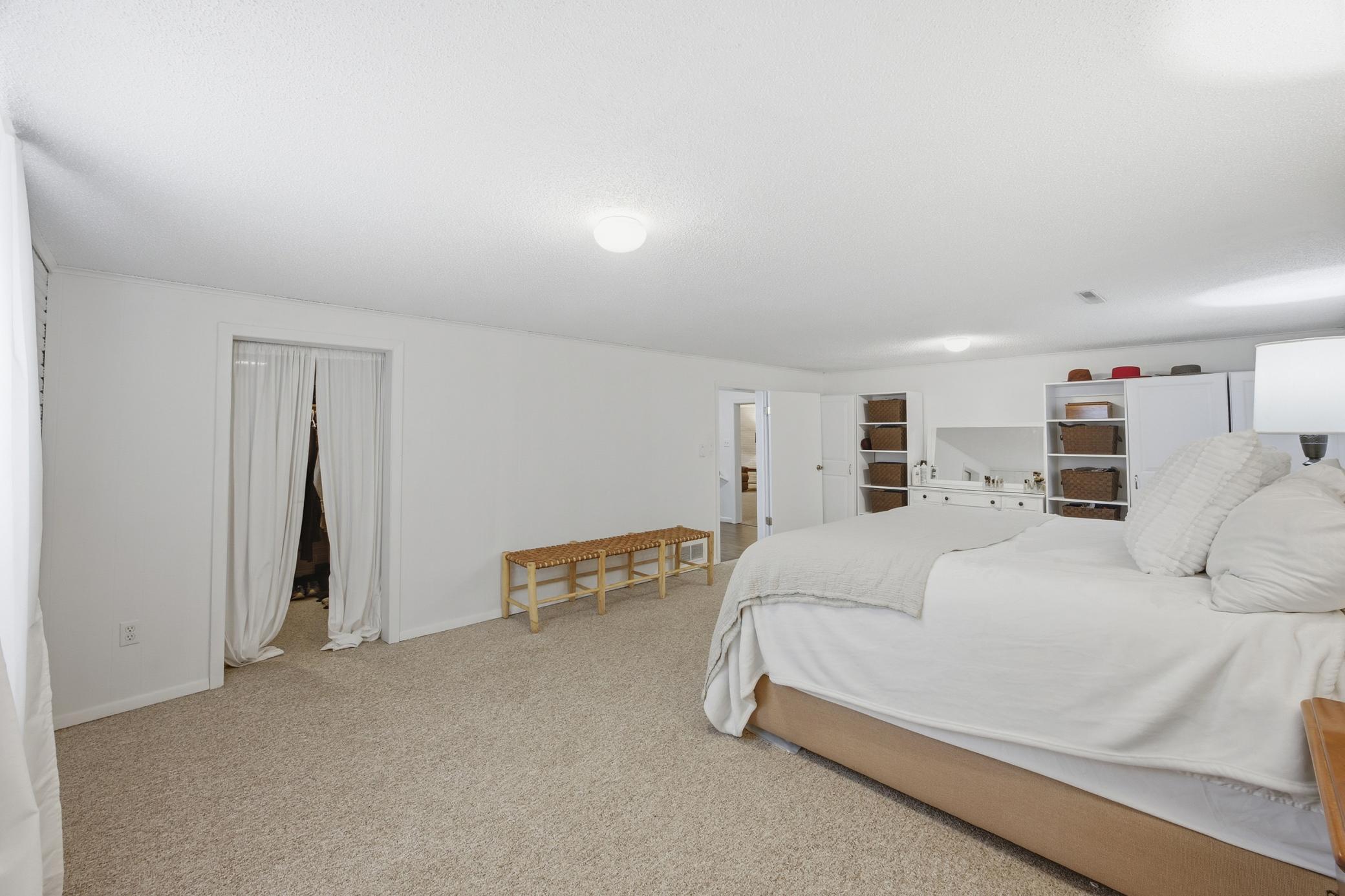 1973 single family home for sale at 1301 ELM Street N in Fargo, ND — 4 bed, 3 bath (photo 44 of 53)