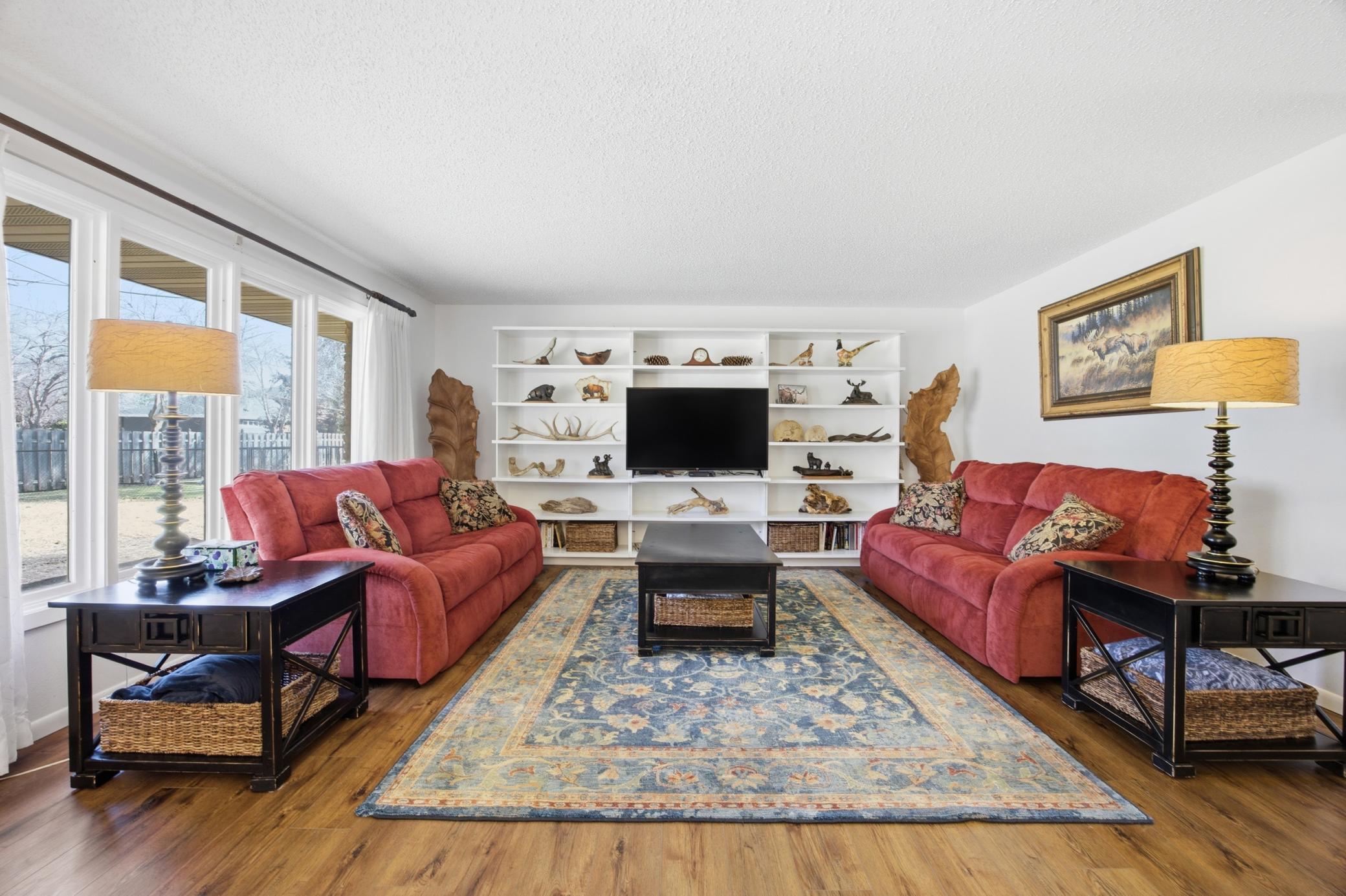 1973 single family home for sale at 1301 ELM Street N in Fargo, ND — 4 bed, 3 bath (photo 6 of 53)