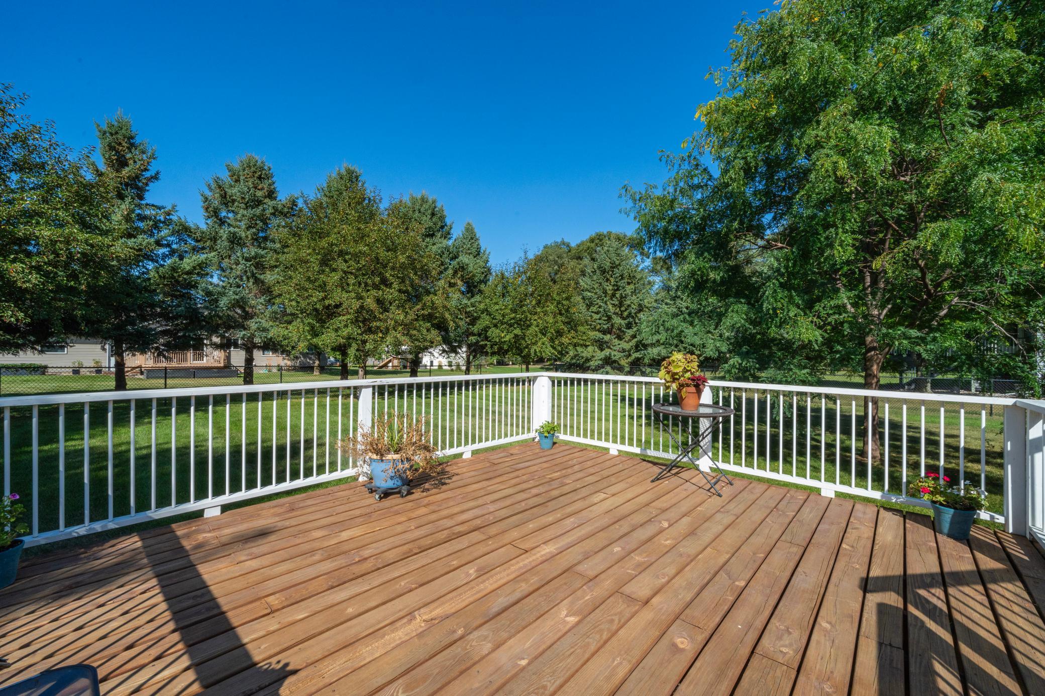 2001 single family home for sale at 101 Glenn Road NW in Alexandria, MN — 4 bed, 2 bath (photo 8 of 13)
