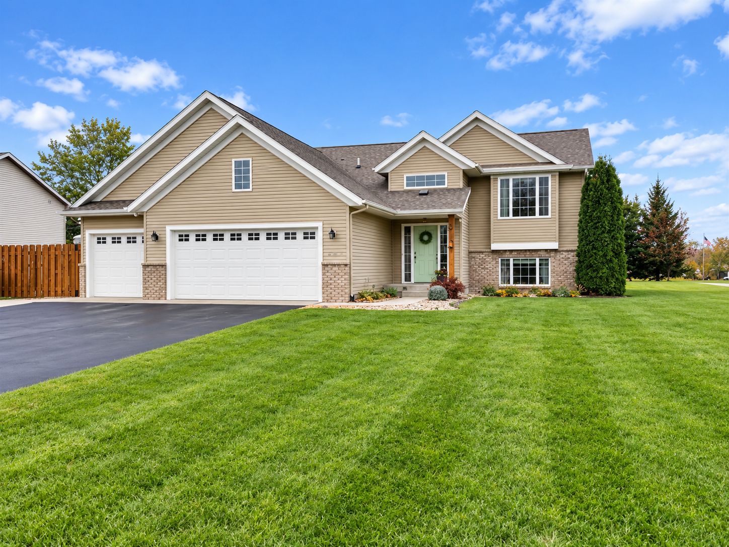 2001 single family home for sale at 101 Glenn Road NW in Alexandria, MN — 4 bed, 2 bath