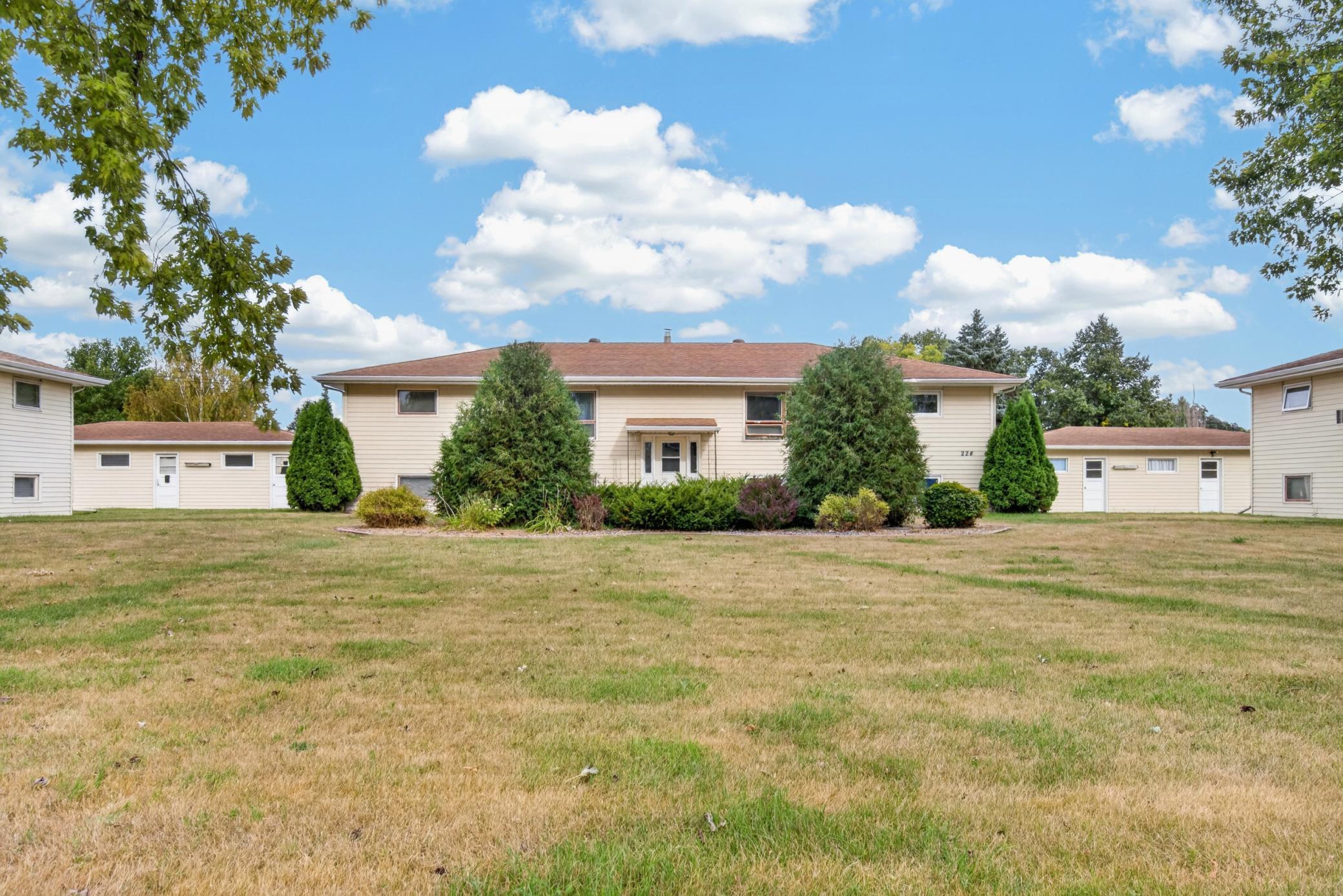 1967 single family home for sale at 224 5th Avenue NE, Unit 8 in Valley City, ND — 2 bed, 1 bath