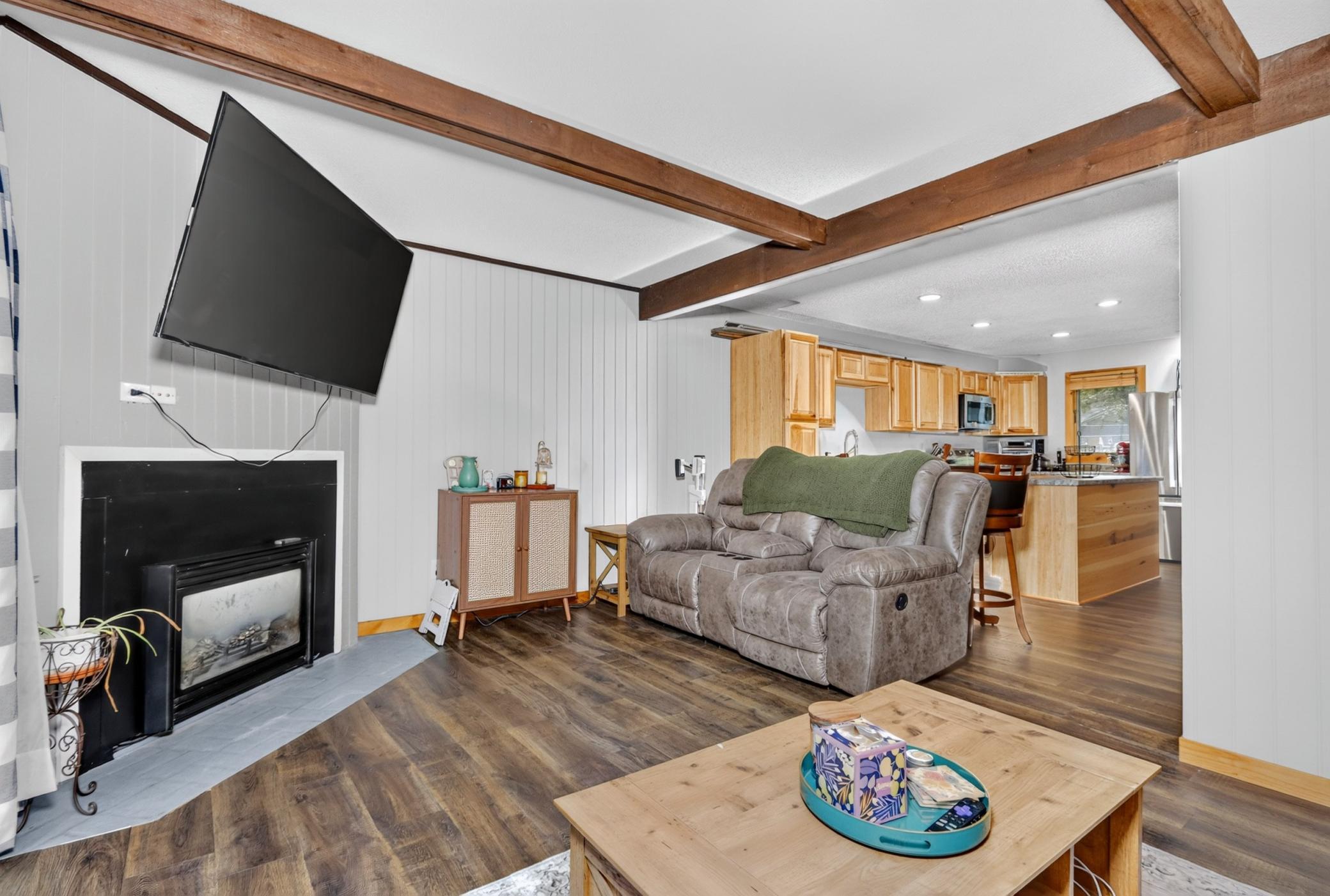 1976 townhouse for sale at 402 Quadna Mountain Road in Hill City, MN — 2 bed, 3 bath (photo 27 of 32)