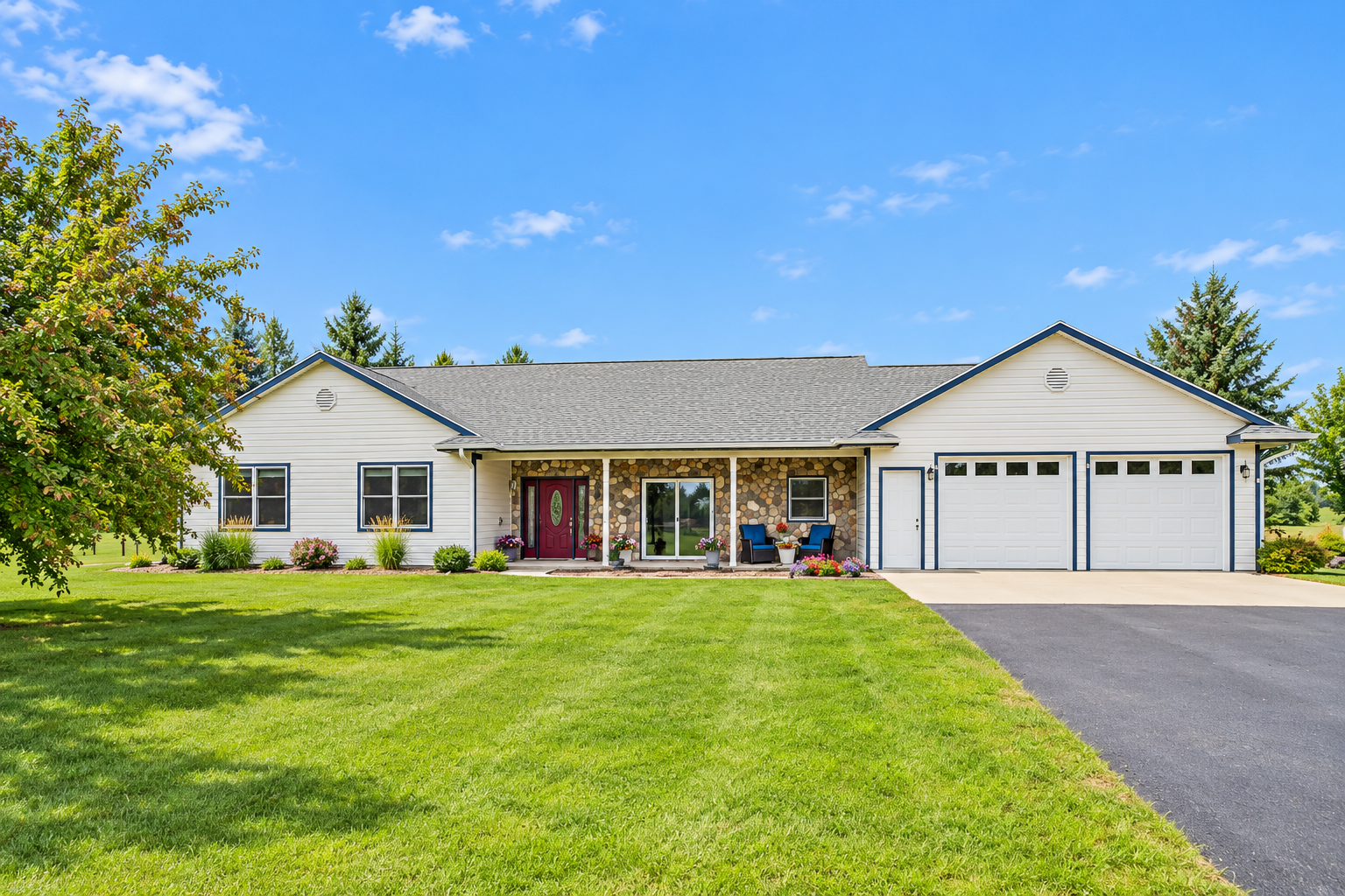 2005 single family home for sale at 118 Shores Road in Ottertail, MN — 3 bed, 2 bath