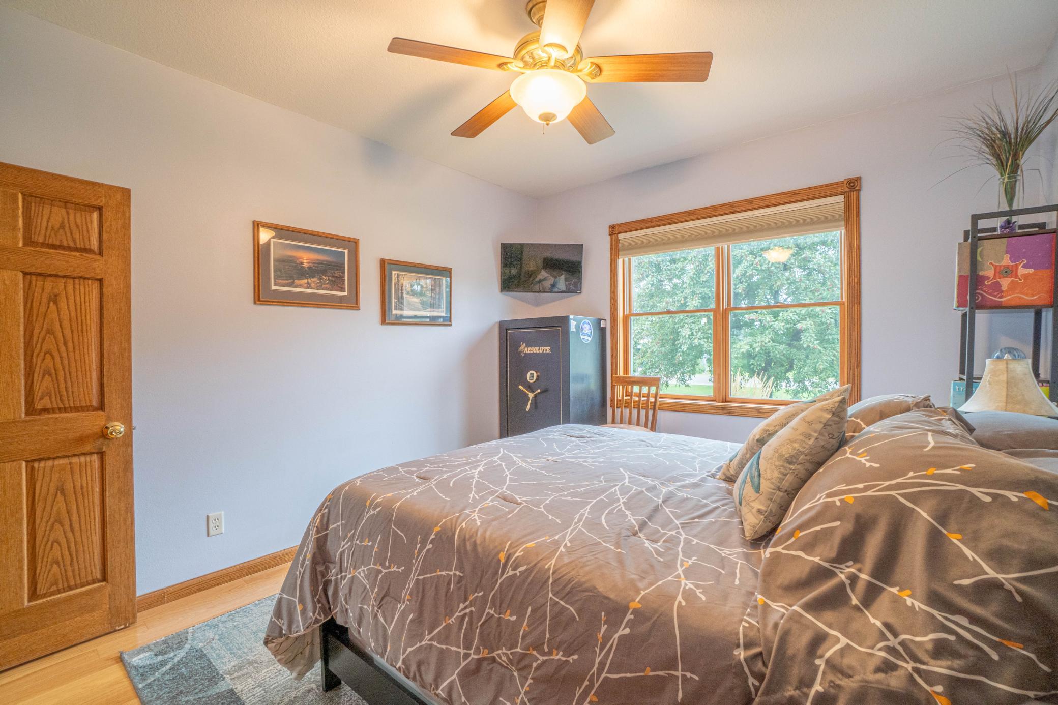 2005 single family home for sale at 118 Shores Road in Ottertail, MN — 3 bed, 2 bath (photo 26 of 47)