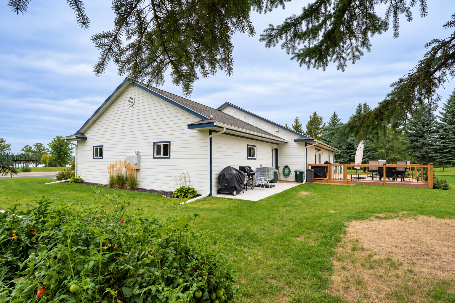 2005 single family home for sale at 118 Shores Road in Ottertail, MN — 3 bed, 2 bath (photo 36 of 47)