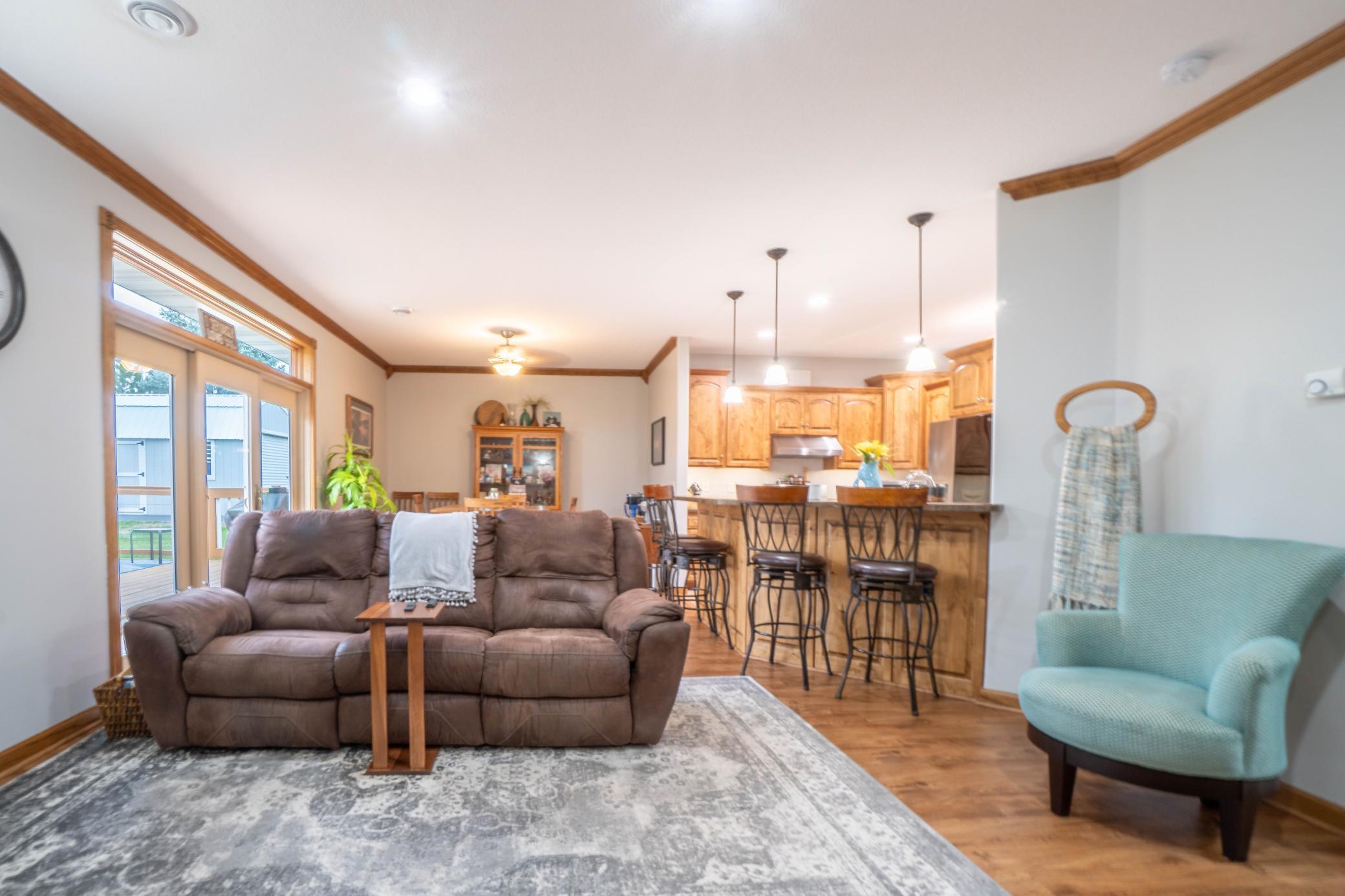 2005 single family home for sale at 118 Shores Road in Ottertail, MN — 3 bed, 2 bath (photo 9 of 47)