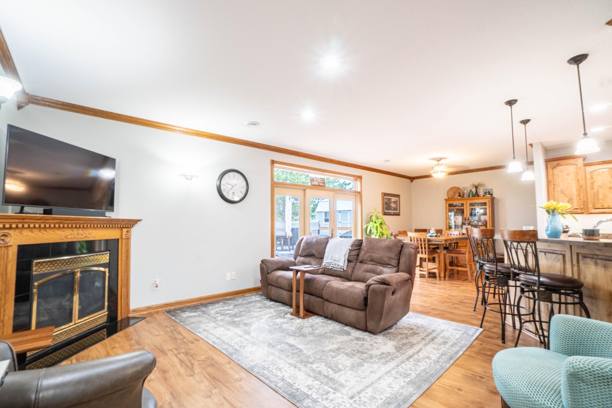 2005 single family home for sale at 118 Shores Road in Ottertail, MN — 3 bed, 2 bath (photo 10 of 47)