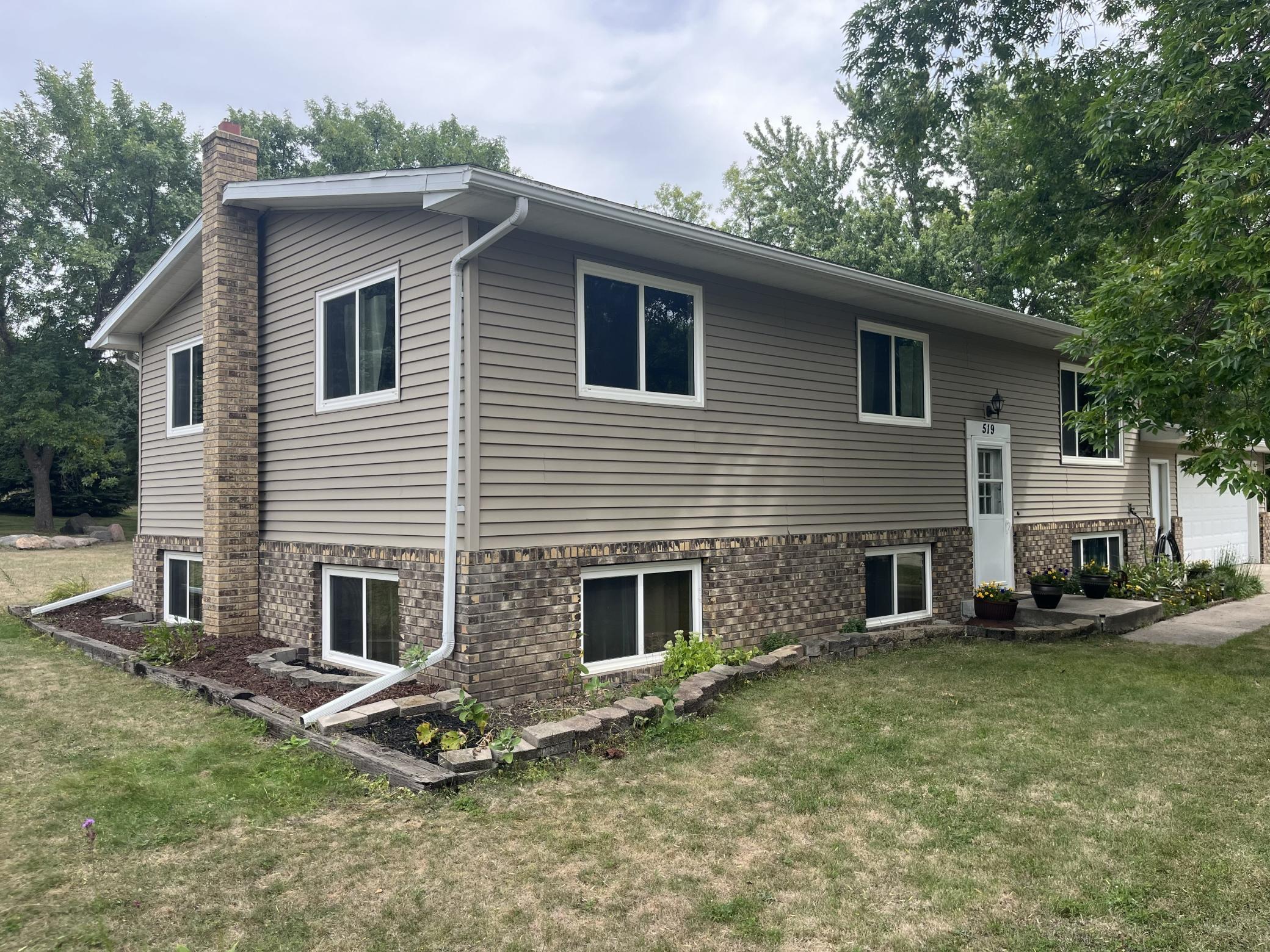 1976 single family home for sale at 519 1st Avenue SE in Rothsay, MN — 3 bed, 2 bath (photo 2 of 28)
